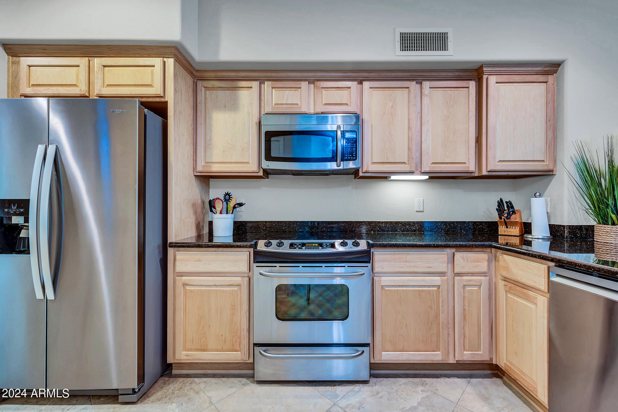 2124 W Hunter Court 138