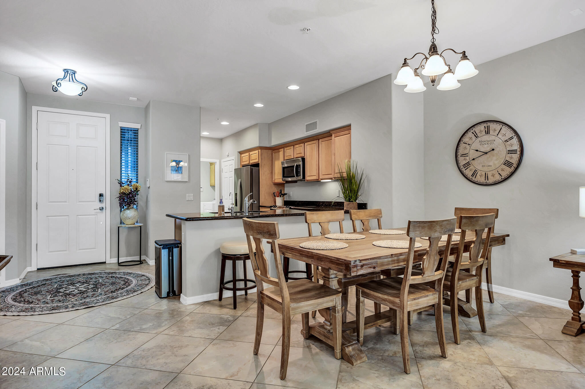 2124 W Hunter Court 138