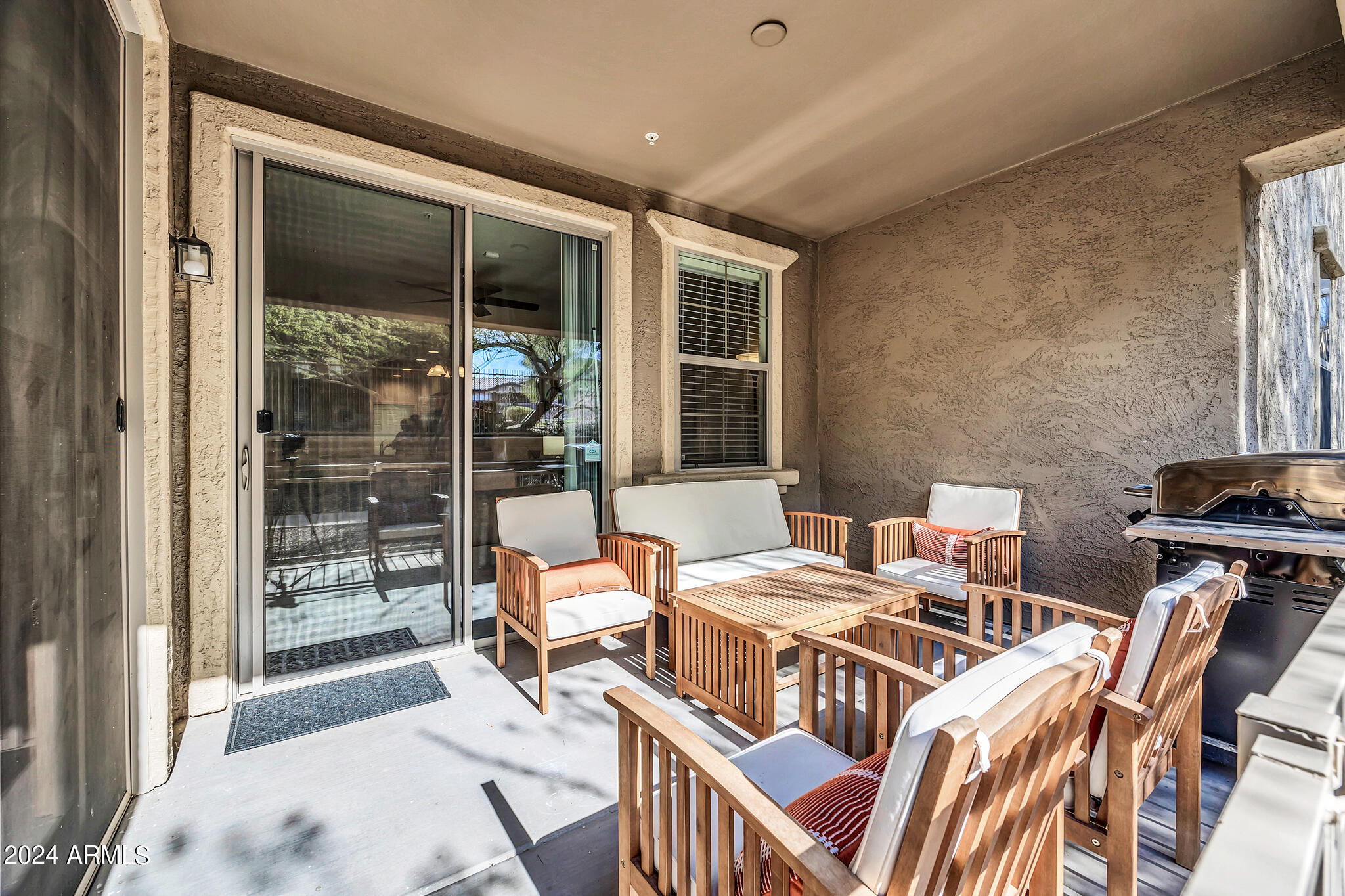 2124 W Hunter Court 138