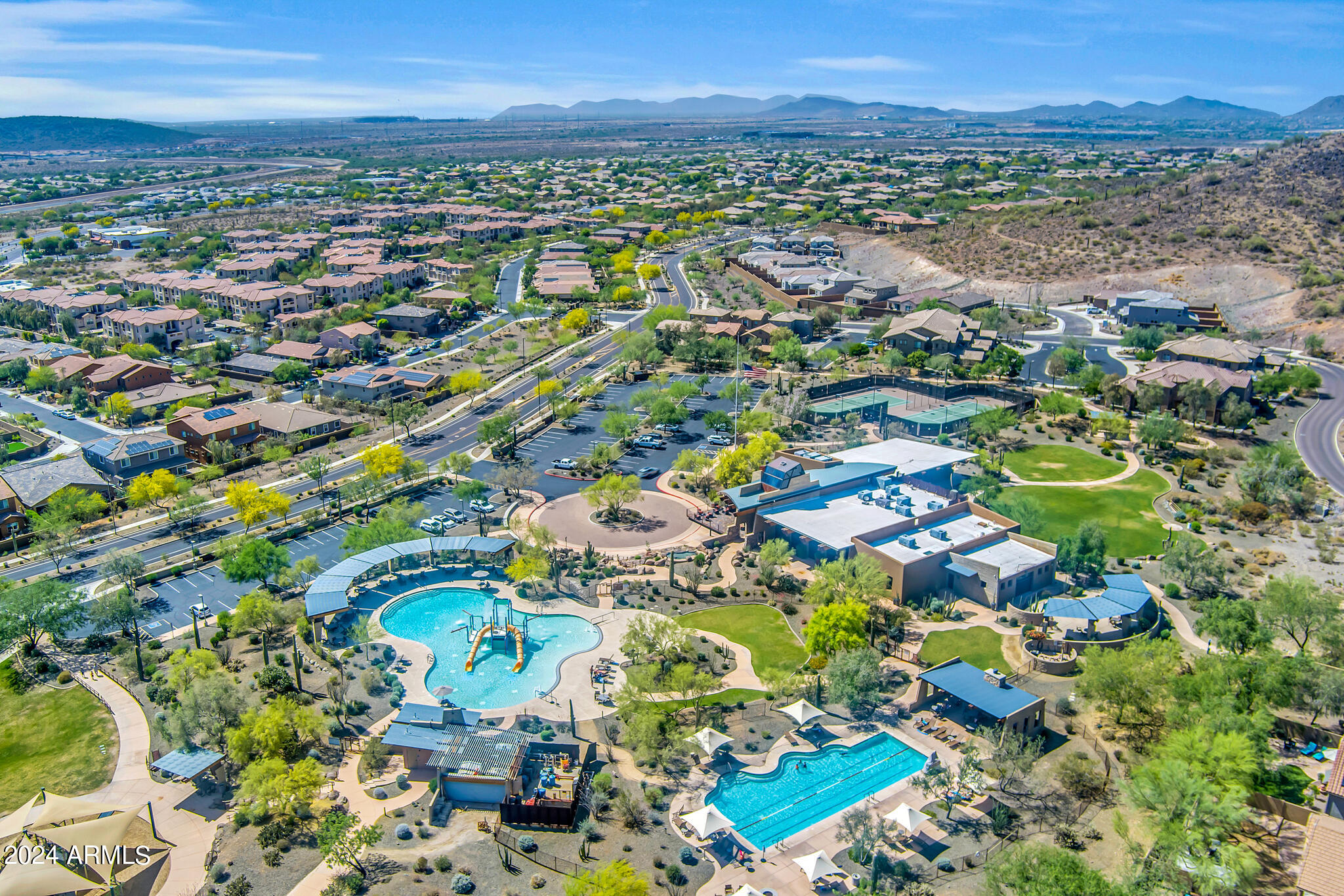 2124 W Hunter Court 138