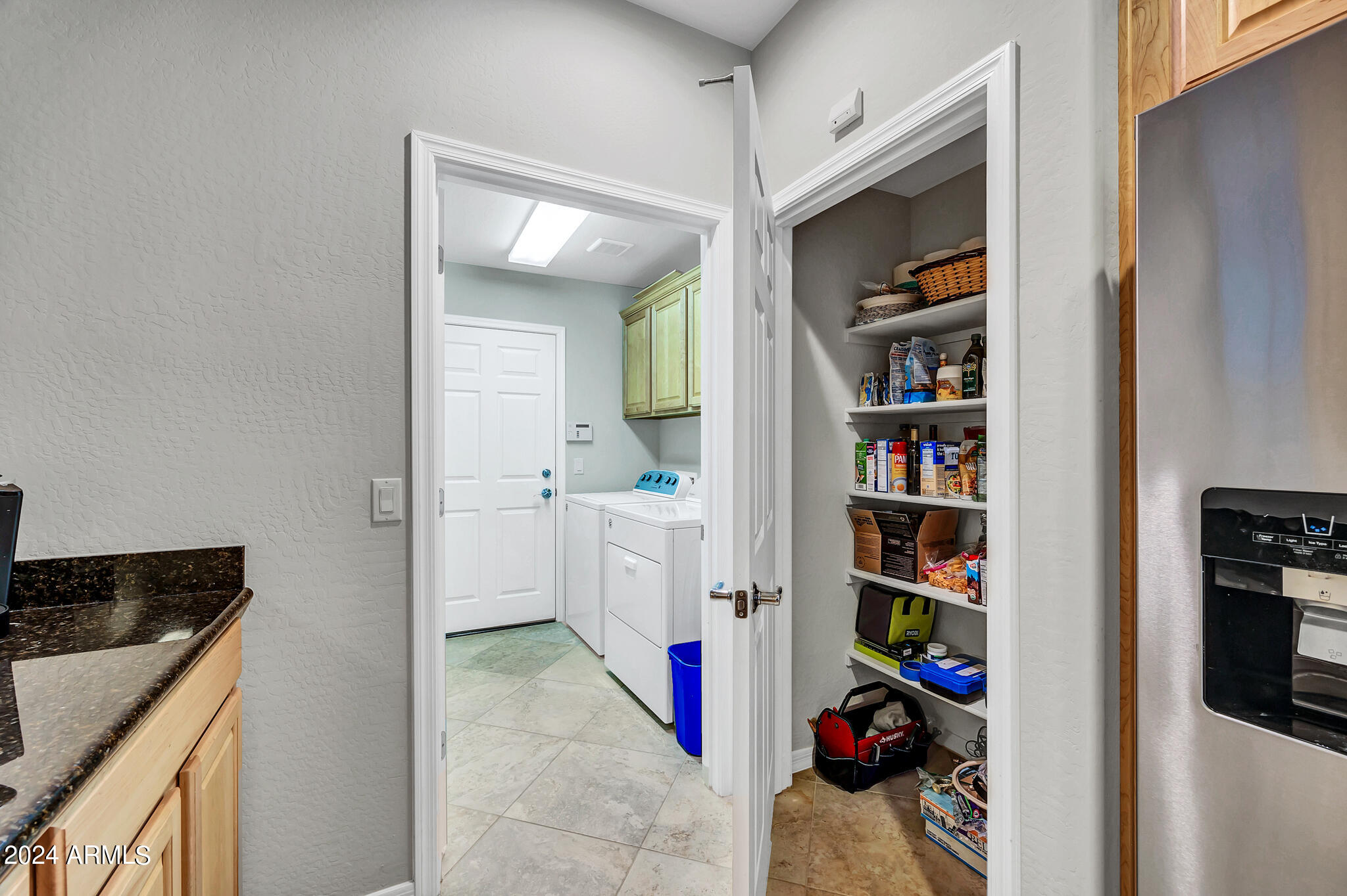 2124 W Hunter Court 138