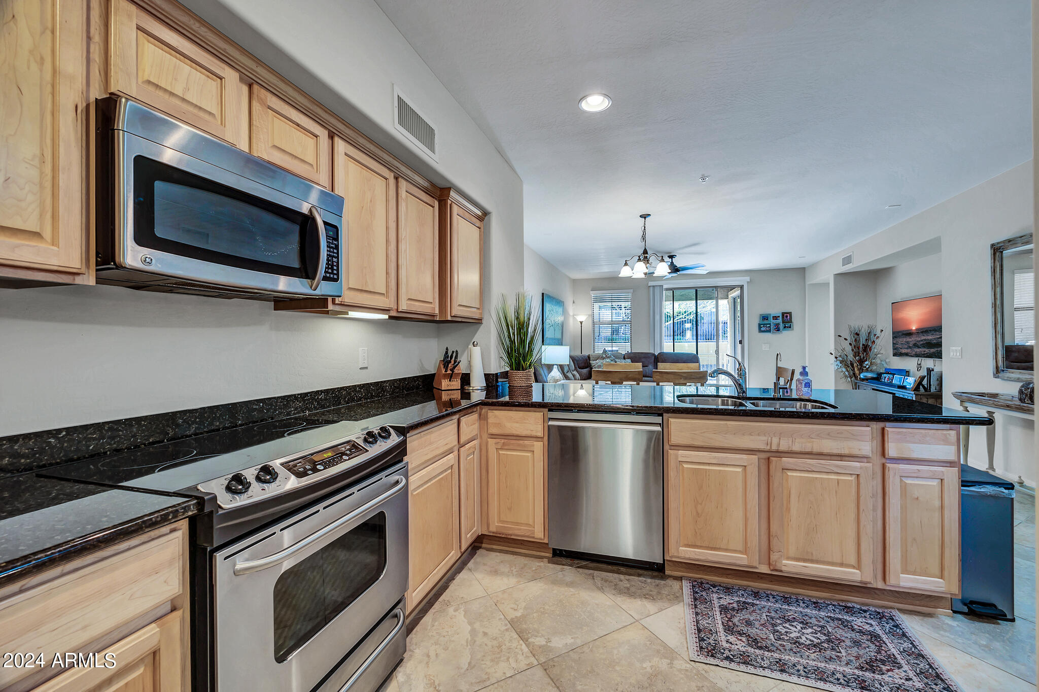 2124 W Hunter Court 138