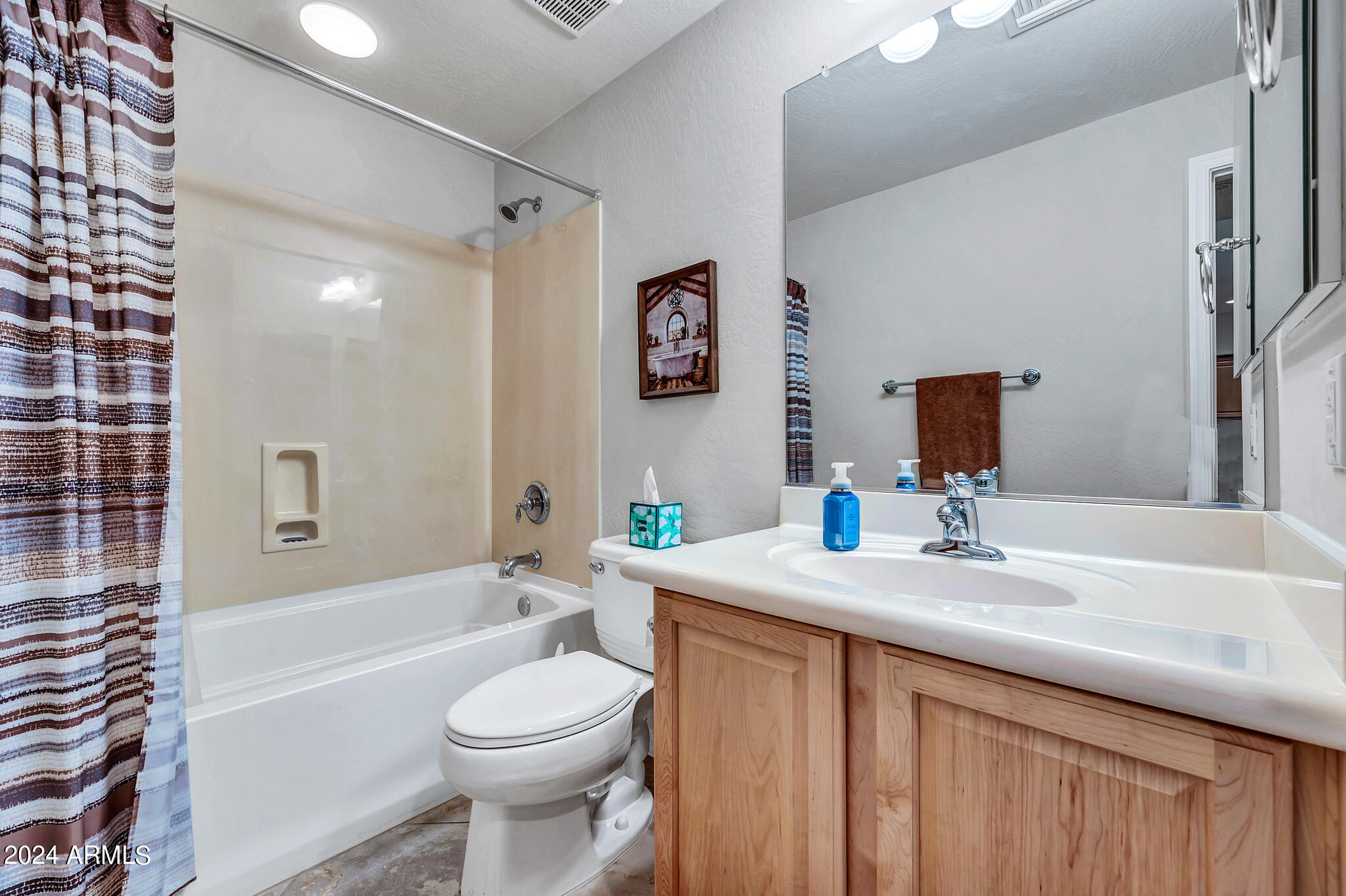 2124 W Hunter Court 138