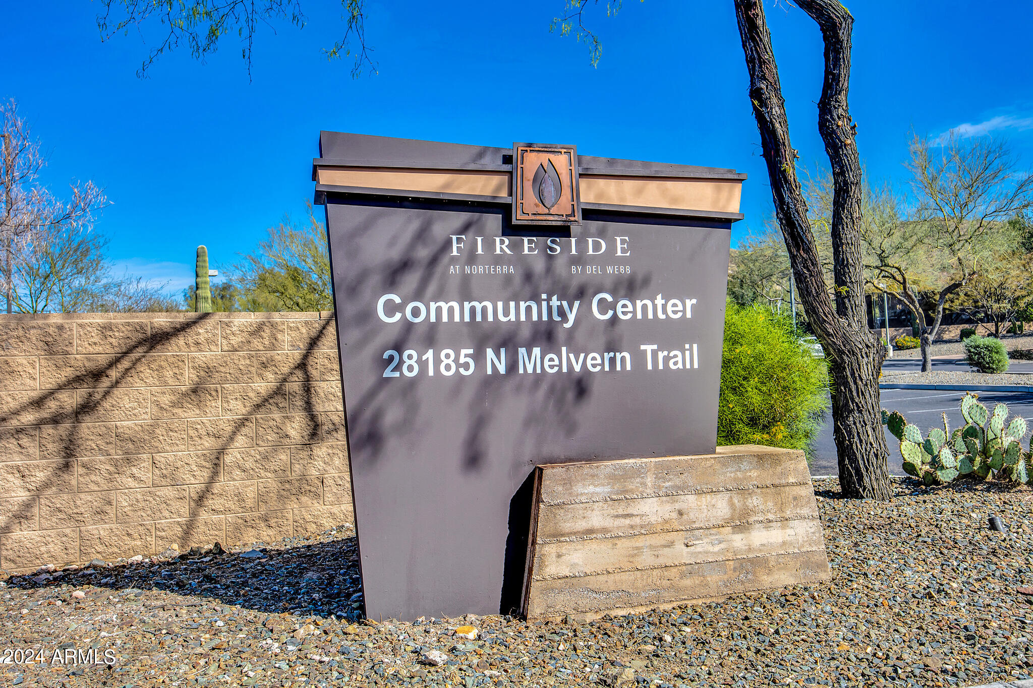 2124 W Hunter Court 138