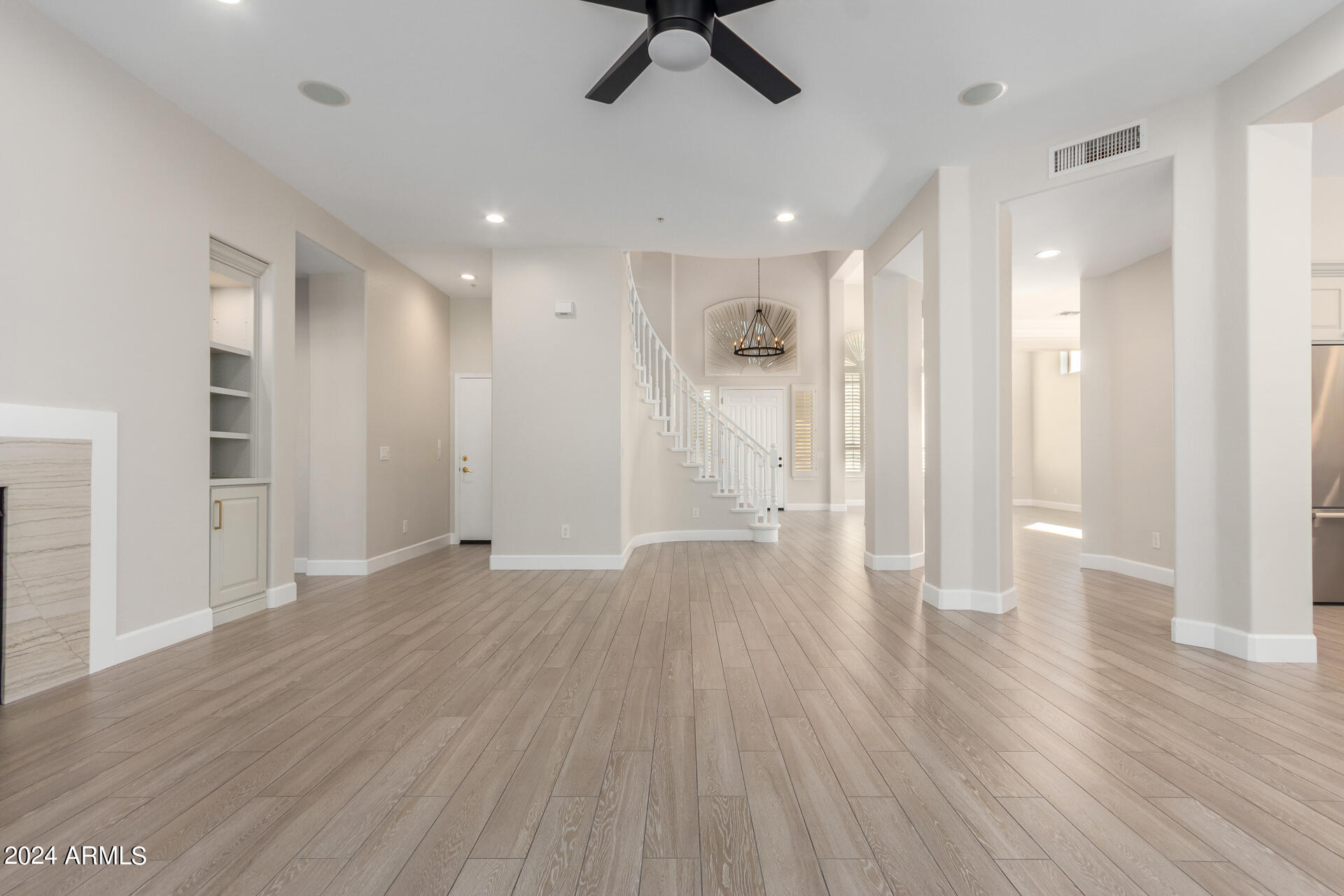 10864 E ACACIA Drive