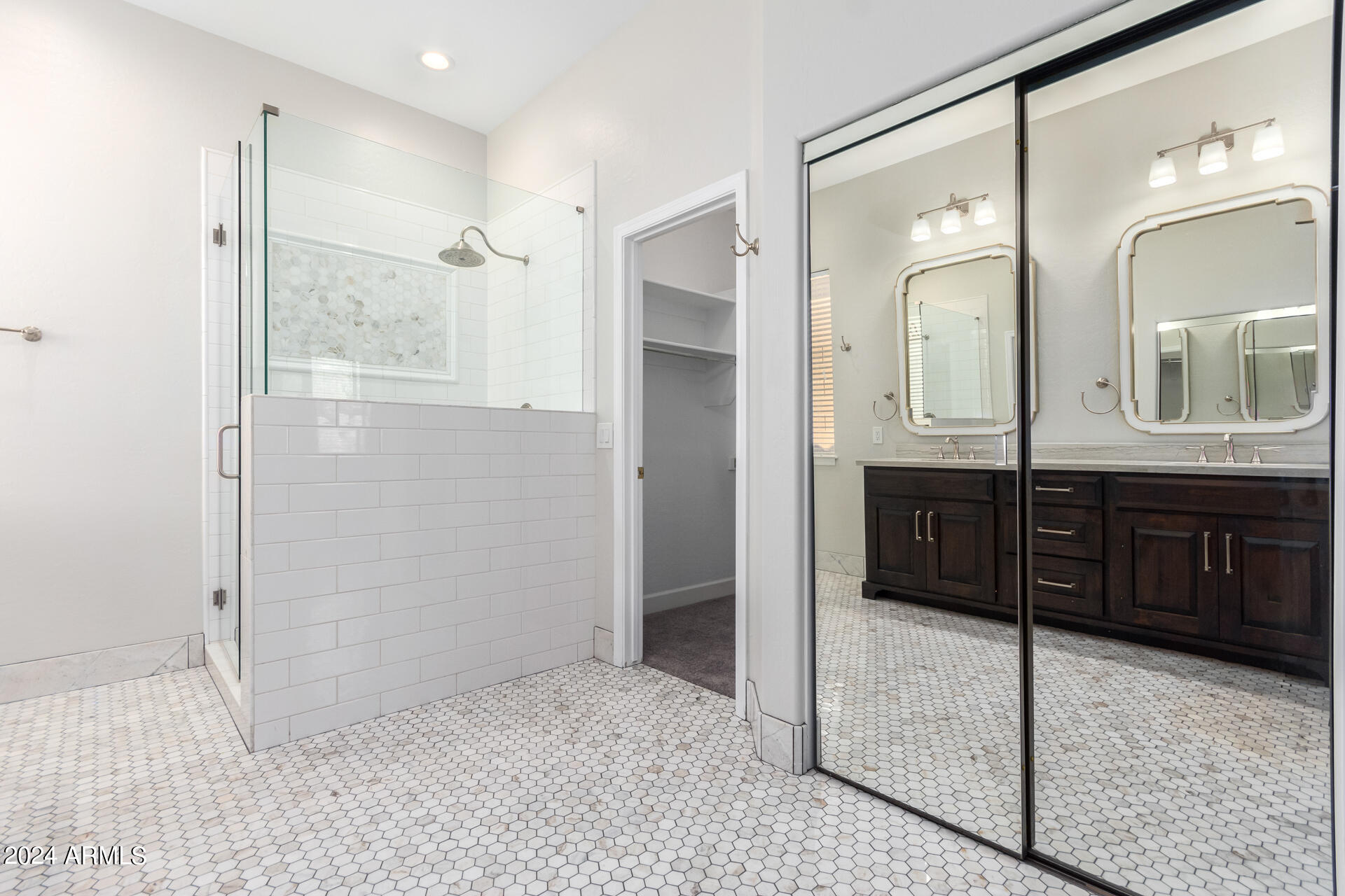 10864 E ACACIA Drive