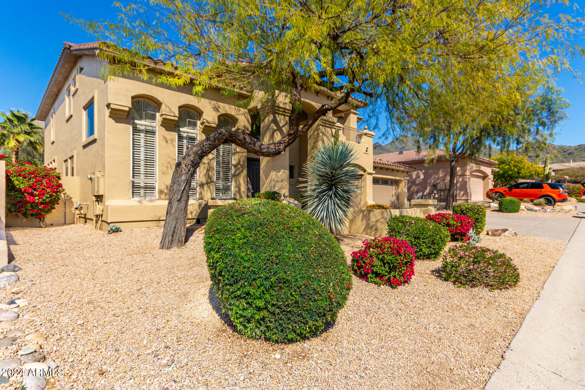 10864 E ACACIA Drive