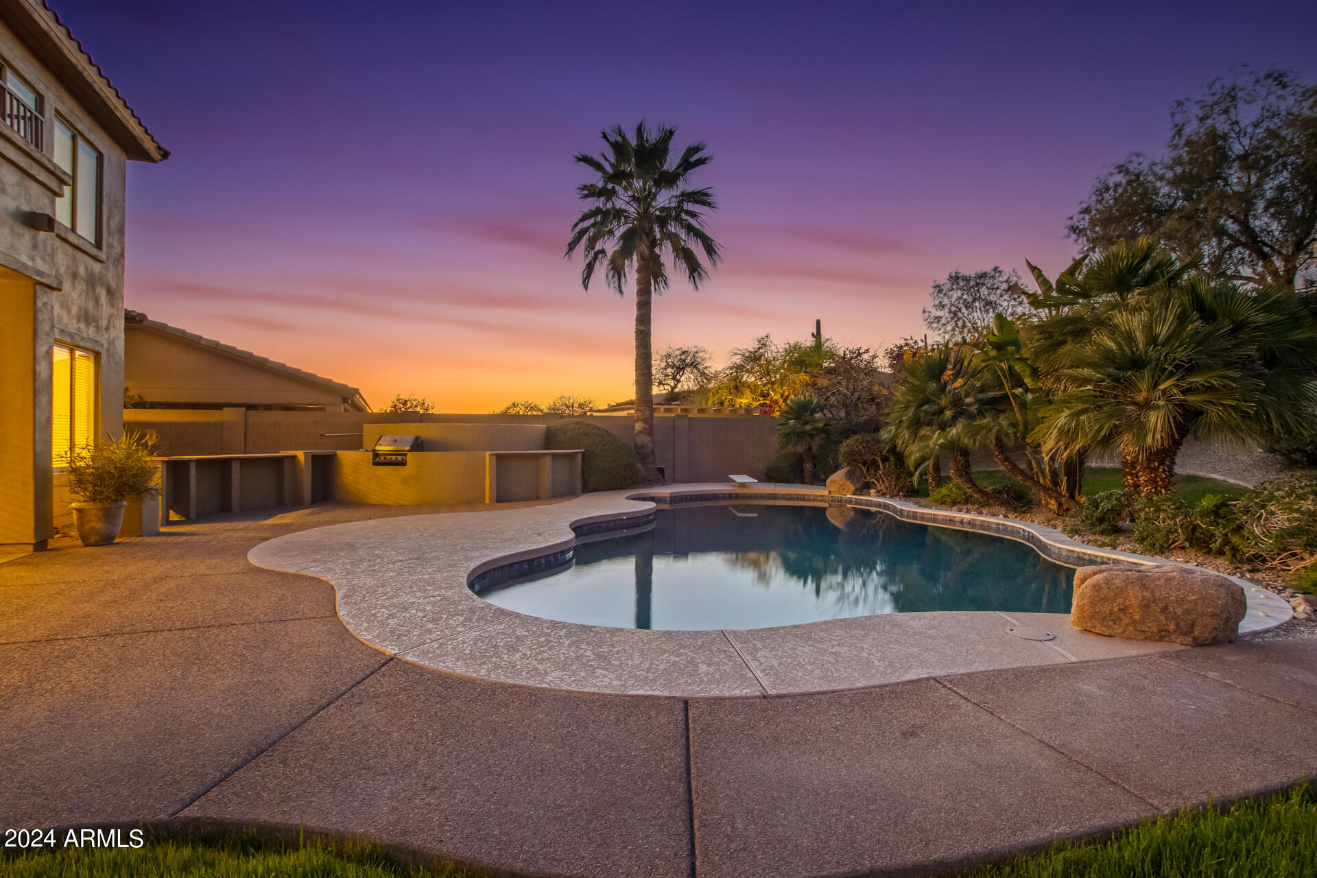 10864 E ACACIA Drive