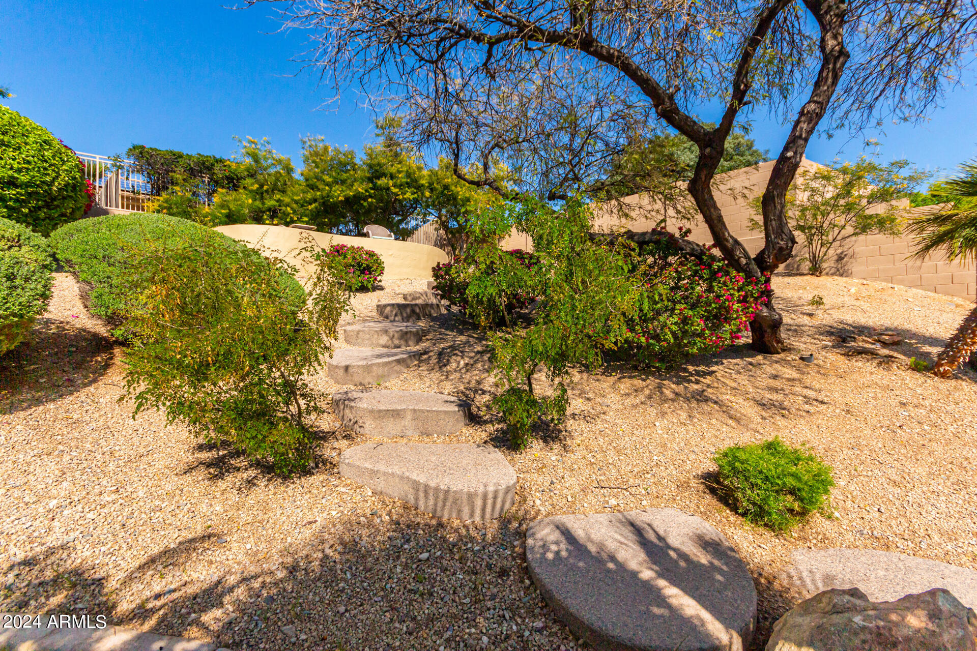 10864 E ACACIA Drive