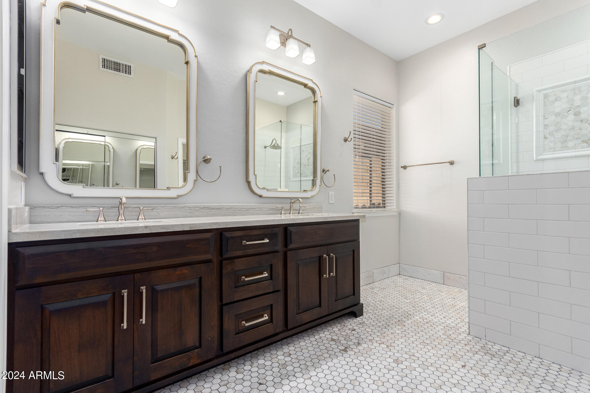 10864 E ACACIA Drive