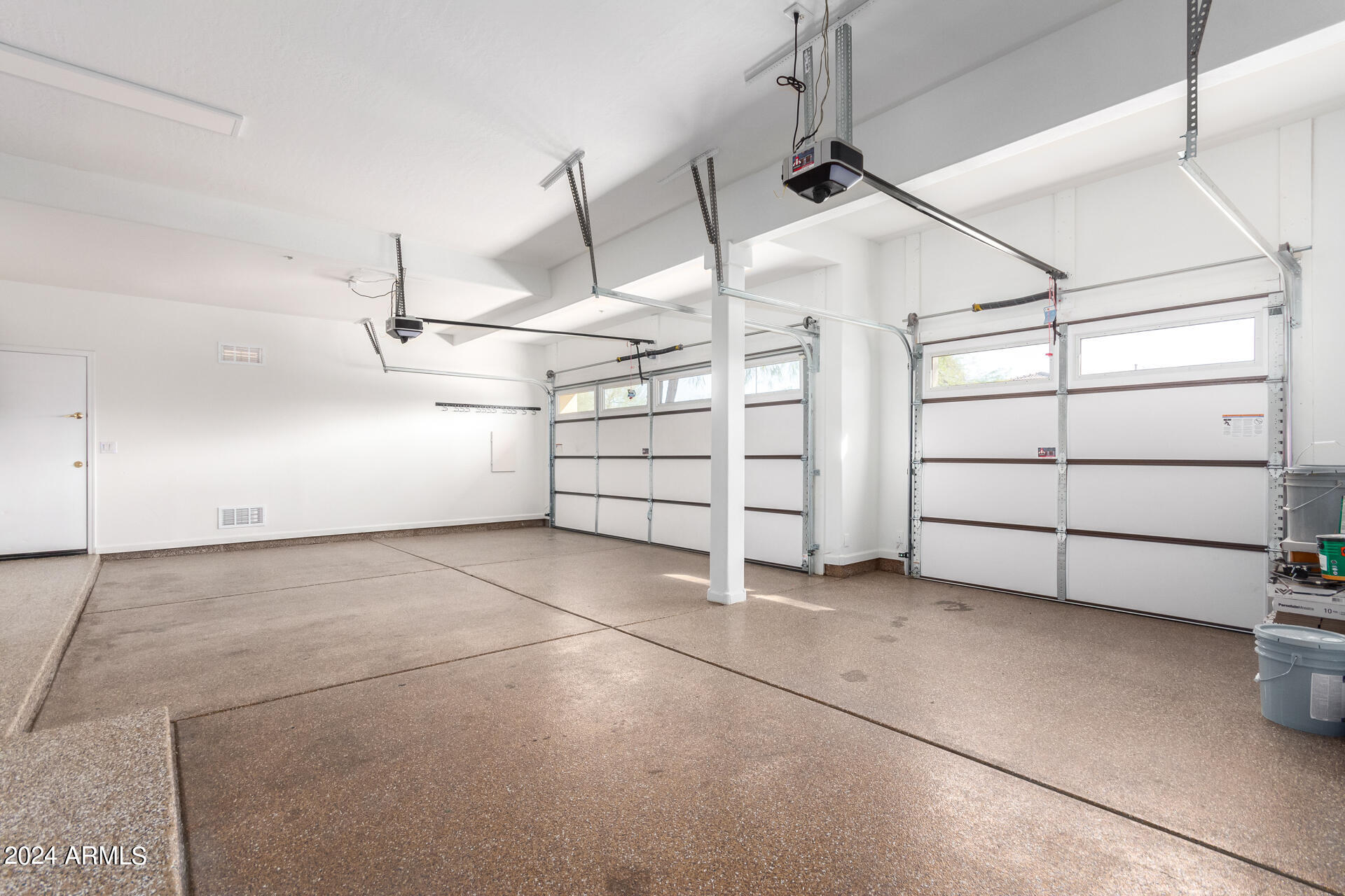 10864 E ACACIA Drive