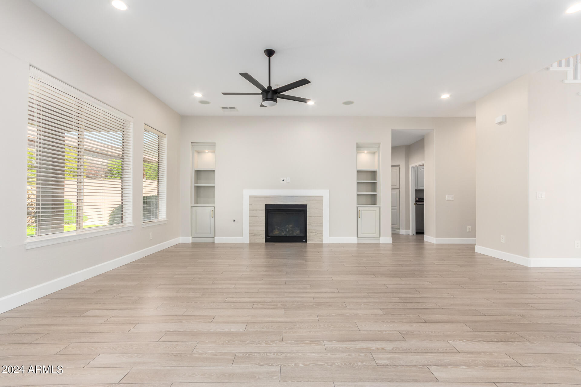 10864 E ACACIA Drive