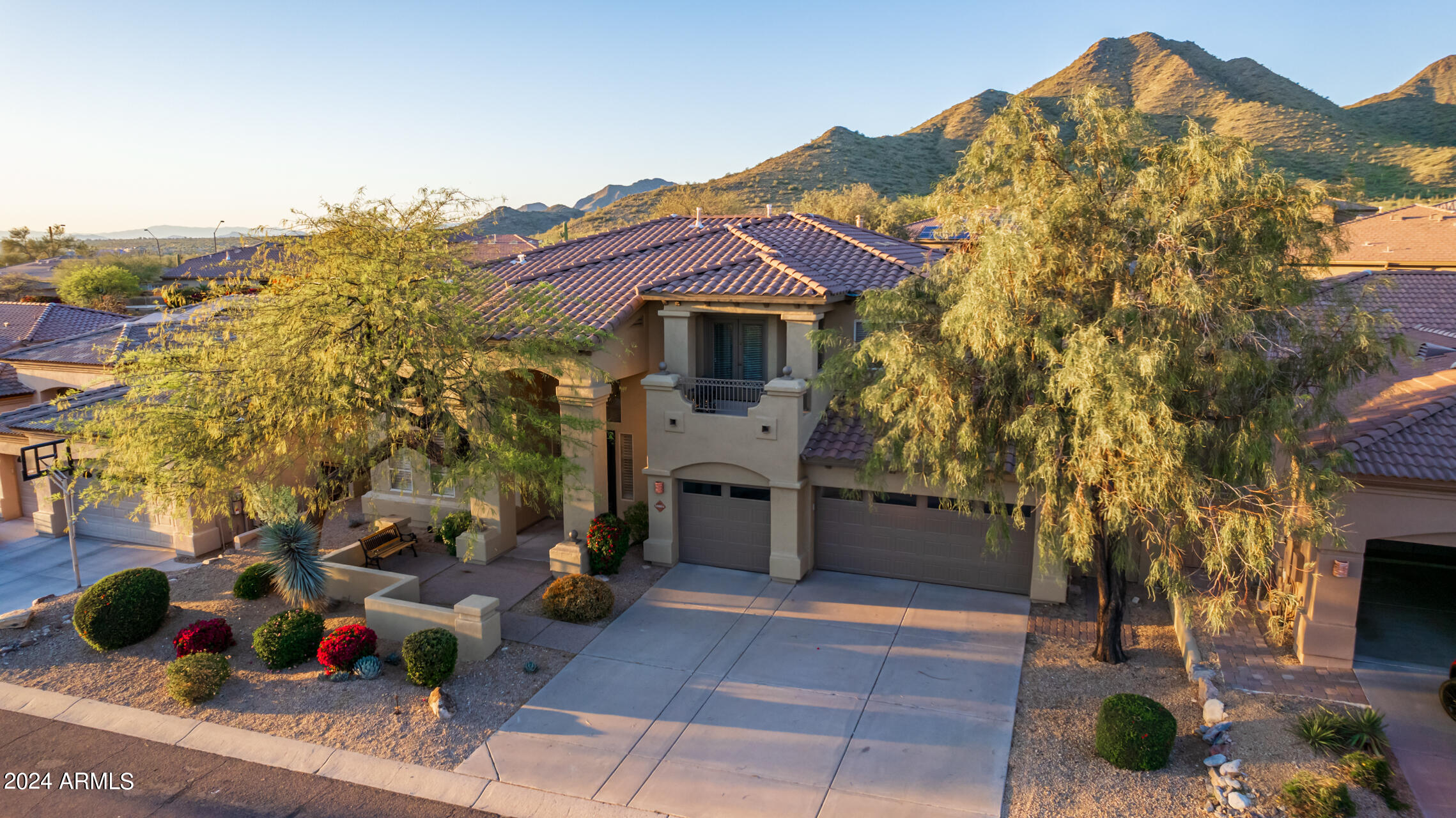 10864 E ACACIA Drive