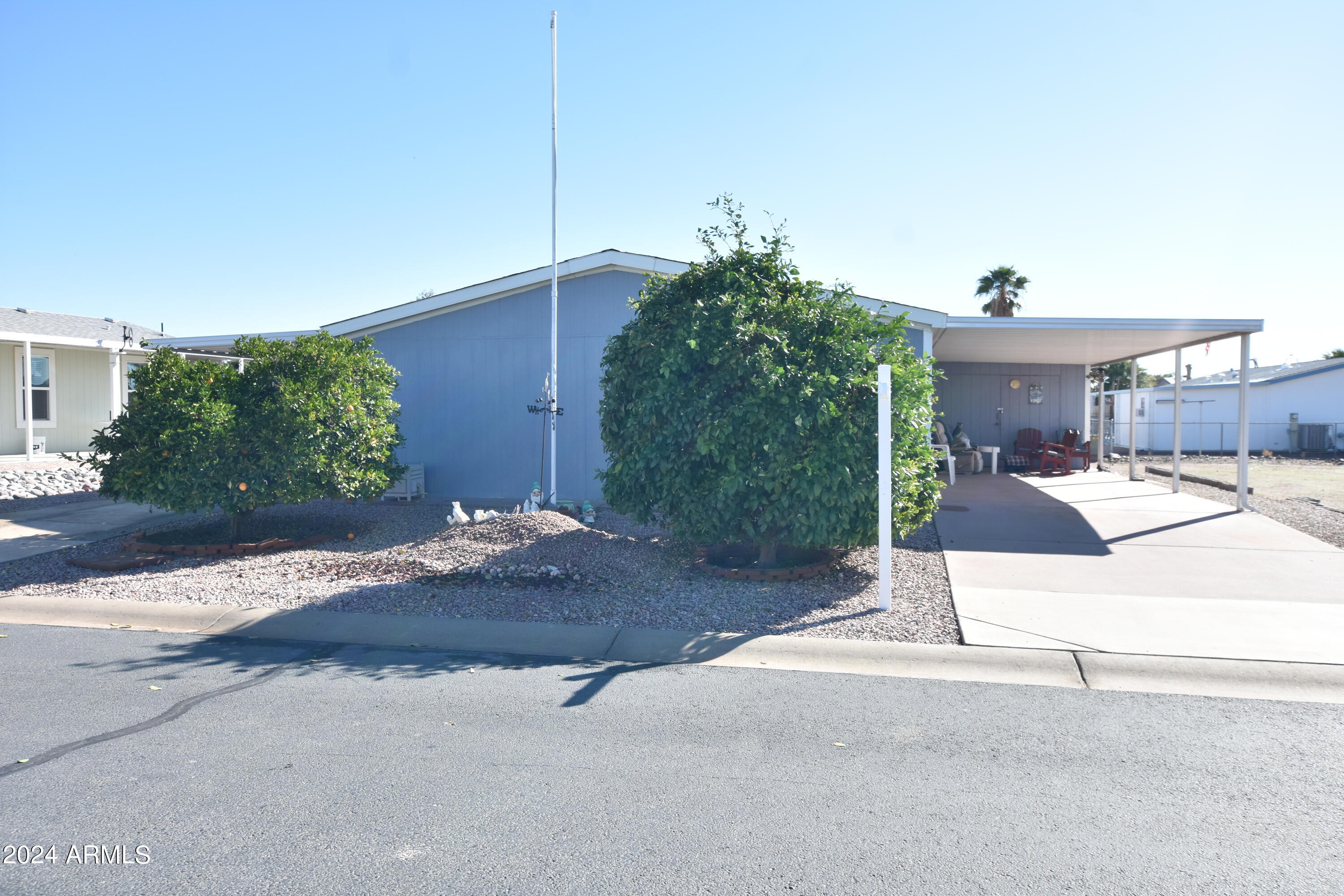 3605 N MICHIGAN Avenue