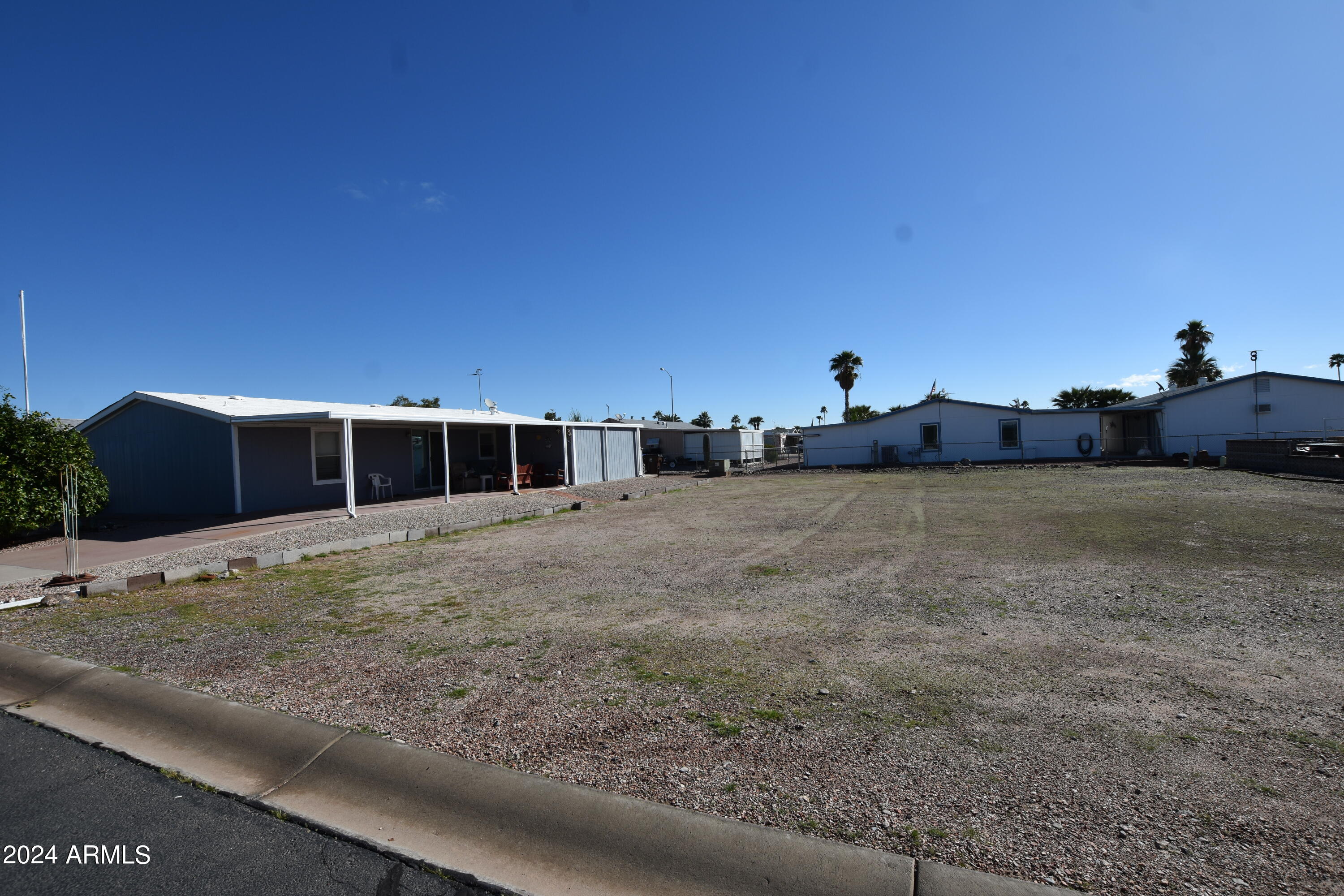 3605 N MICHIGAN Avenue