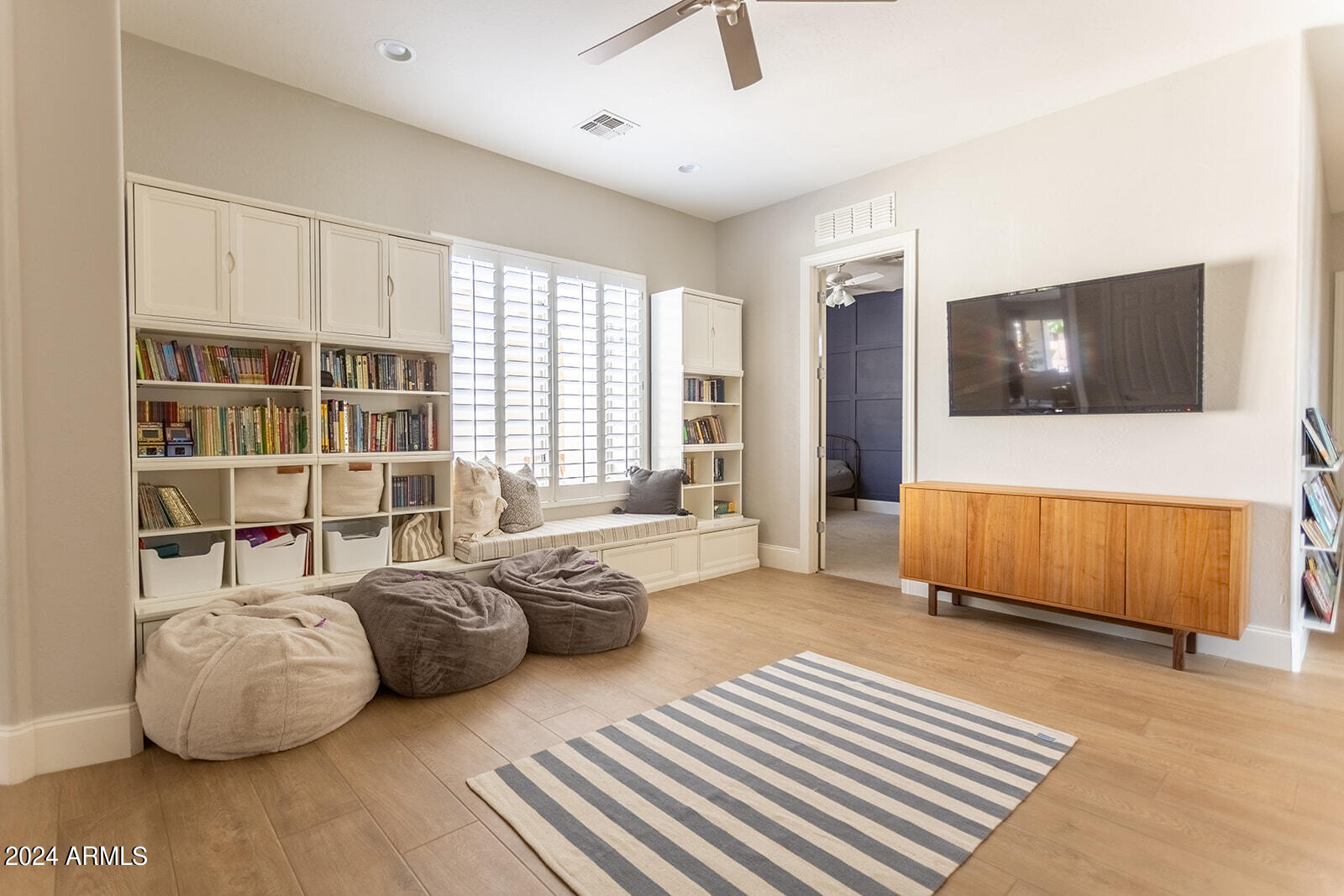 3064 E LOWELL Avenue