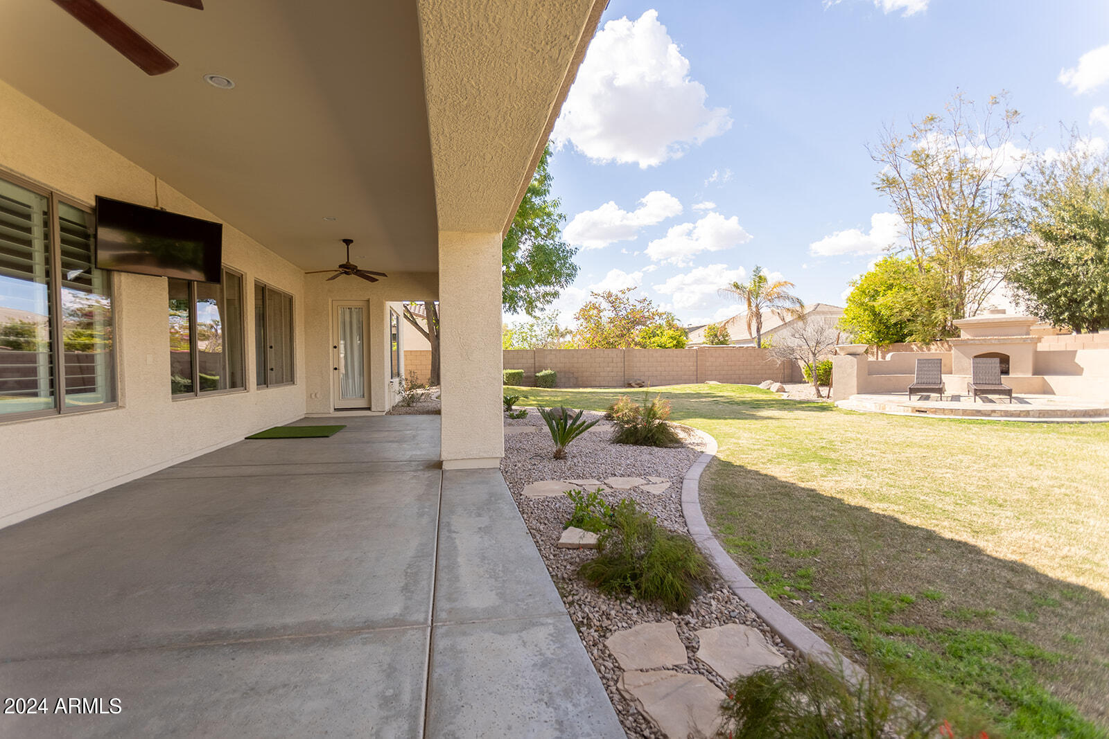 3064 E LOWELL Avenue