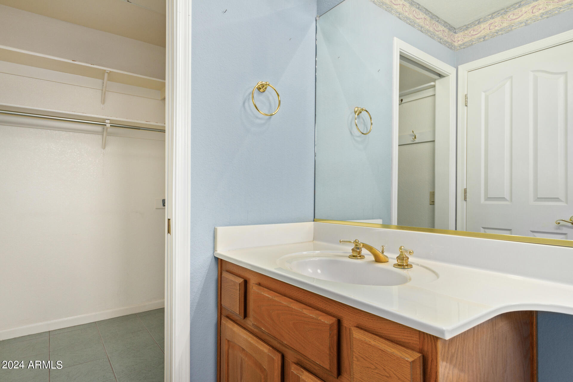 10306 E COOPERS HAWK Drive