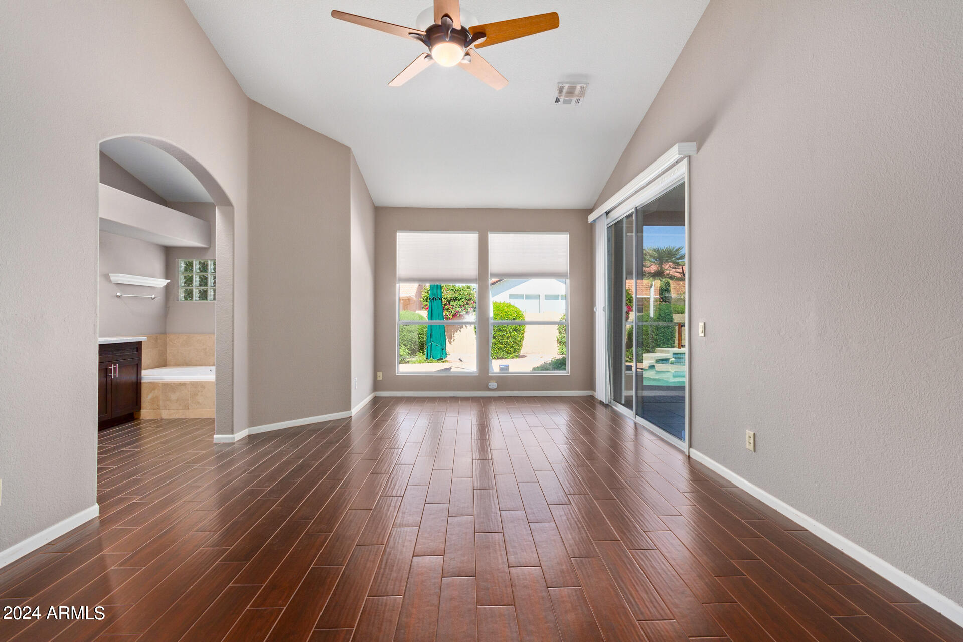 10306 E COOPERS HAWK Drive