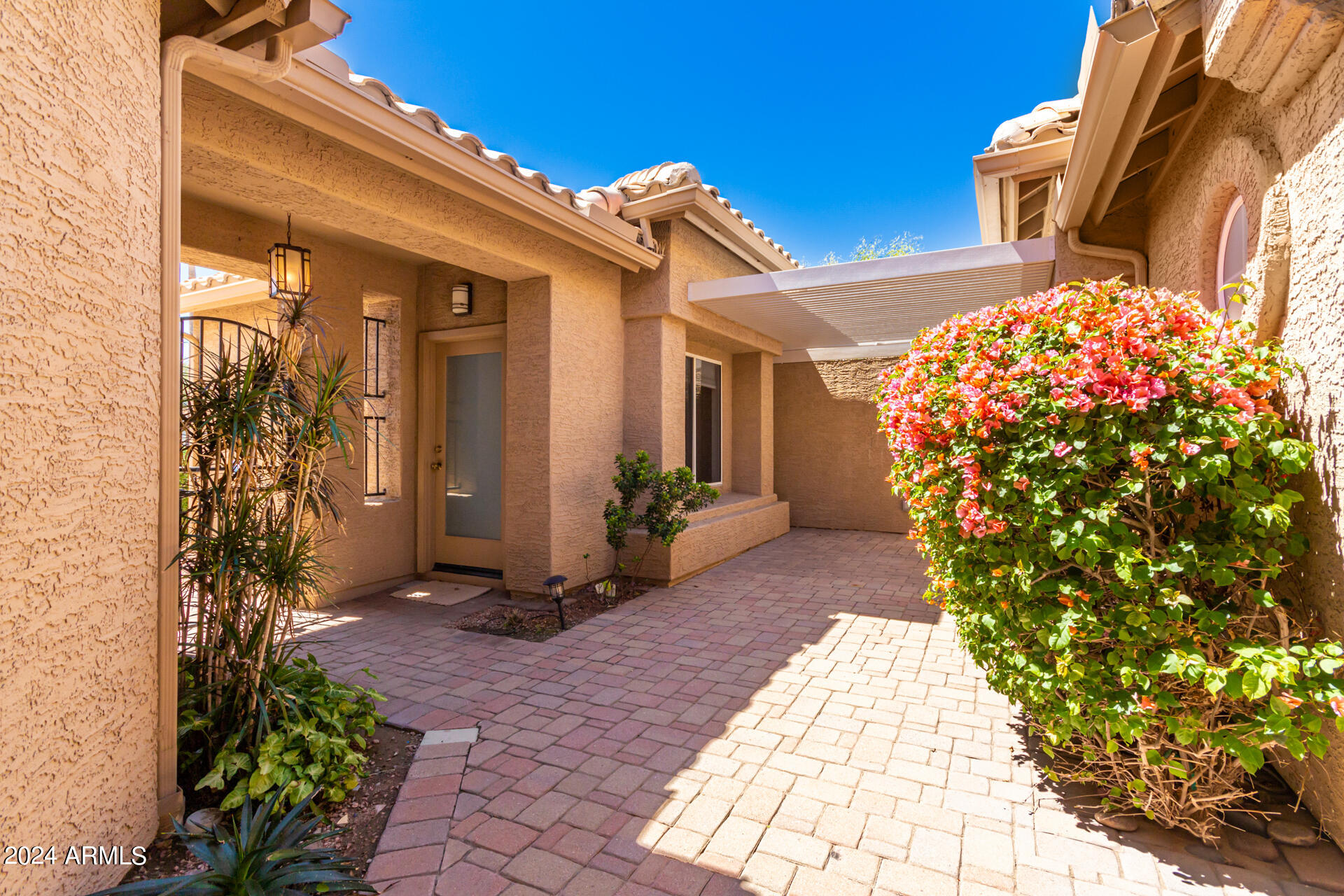 10306 E COOPERS HAWK Drive