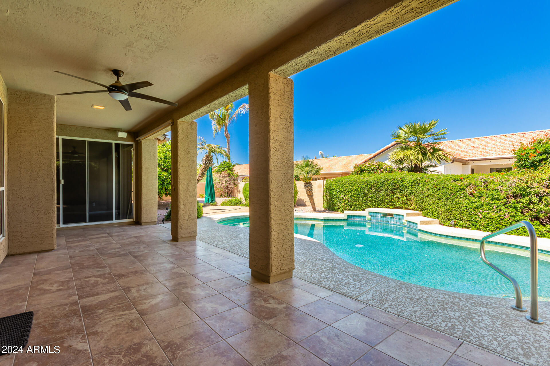 10306 E COOPERS HAWK Drive