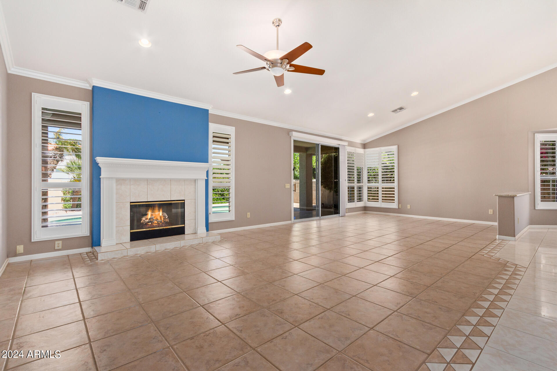 10306 E COOPERS HAWK Drive