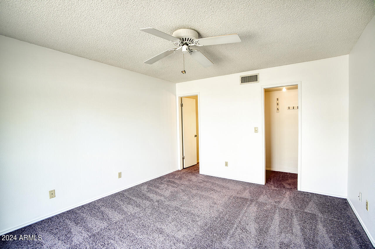 1222 E AVENIDA HERMOSA