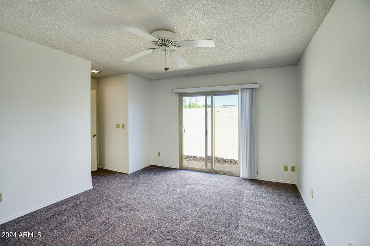 1222 E AVENIDA HERMOSA