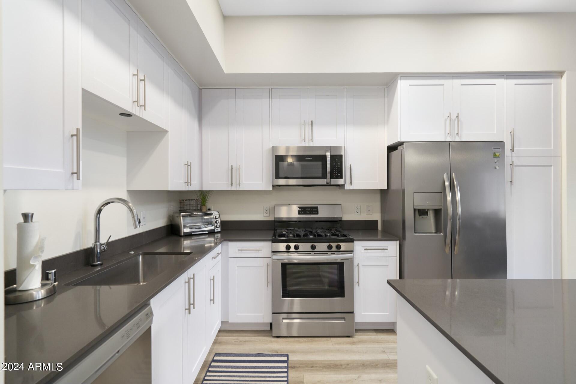 7300 E EARLL Drive # 1019