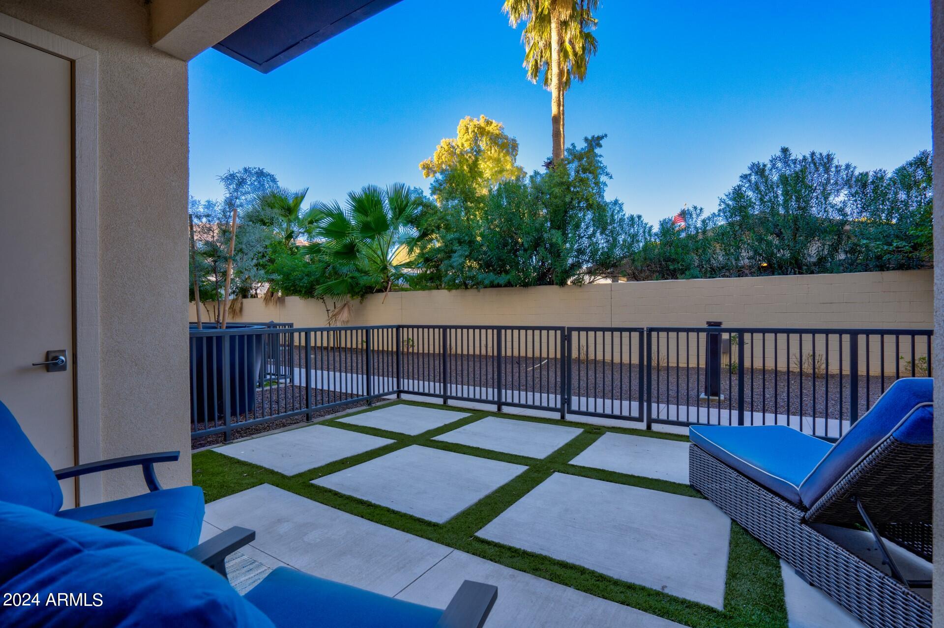 7300 E EARLL Drive # 1019