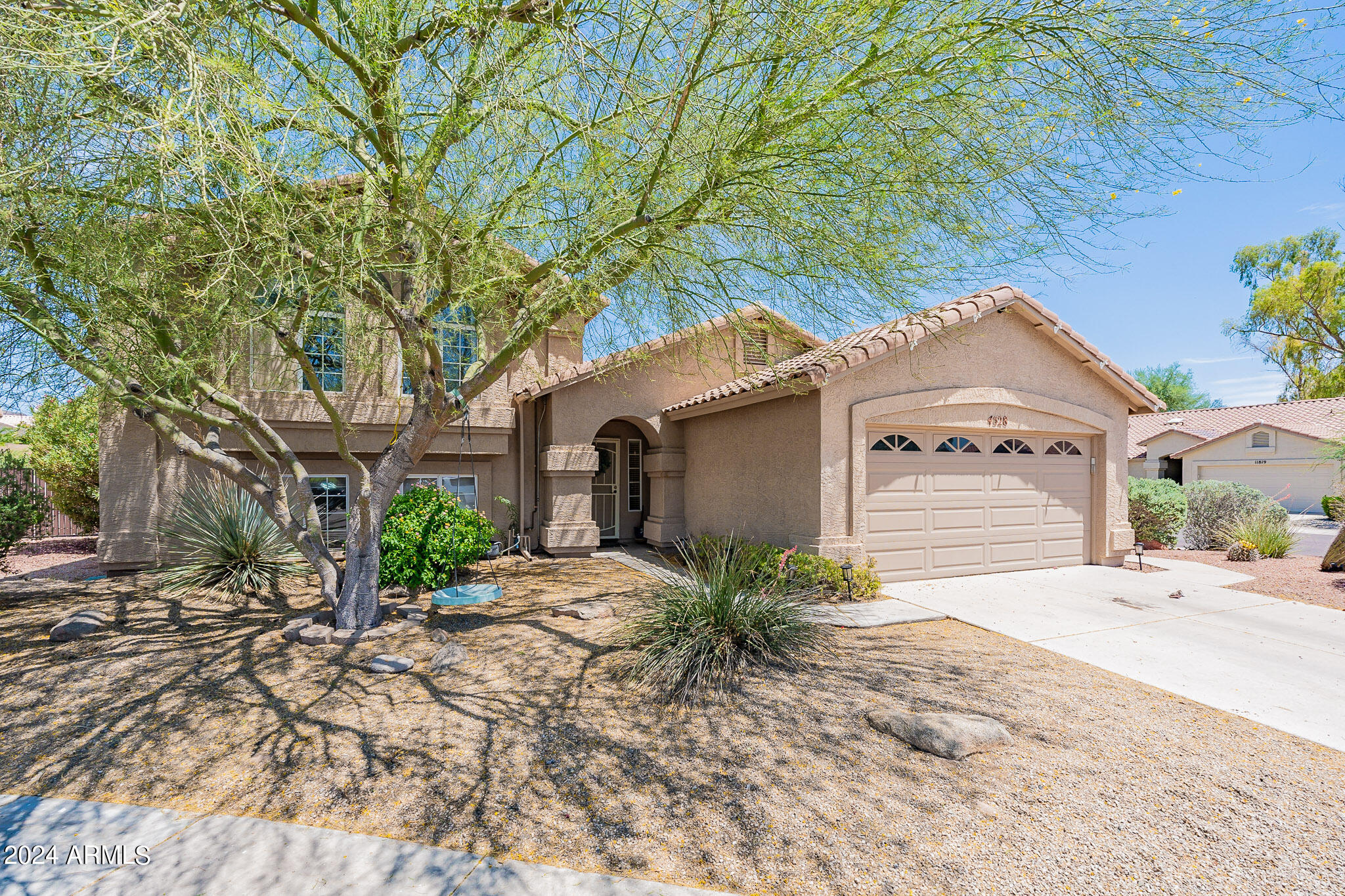 4528 E KIVA Court