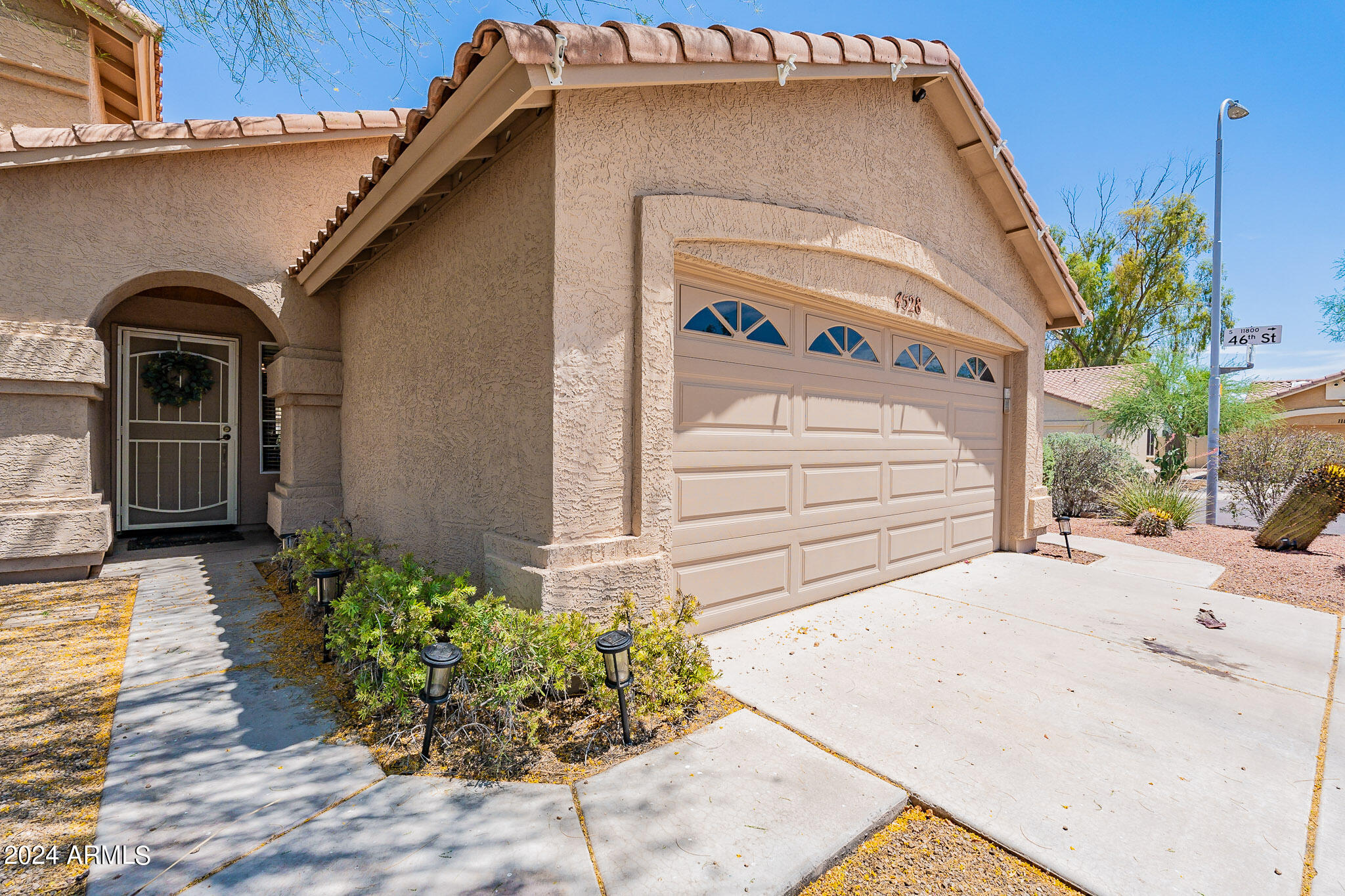 4528 E KIVA Court