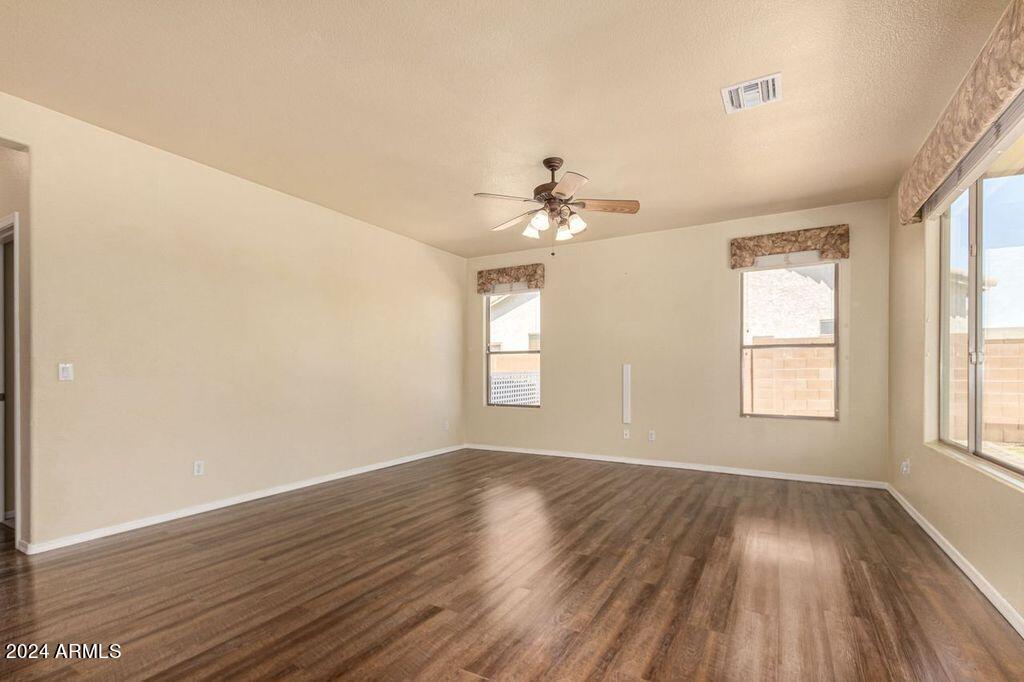 1455 N Roanoke Street