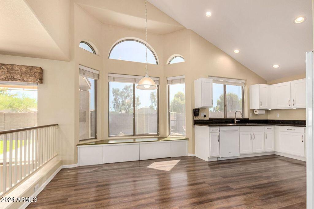 1455 N Roanoke Street