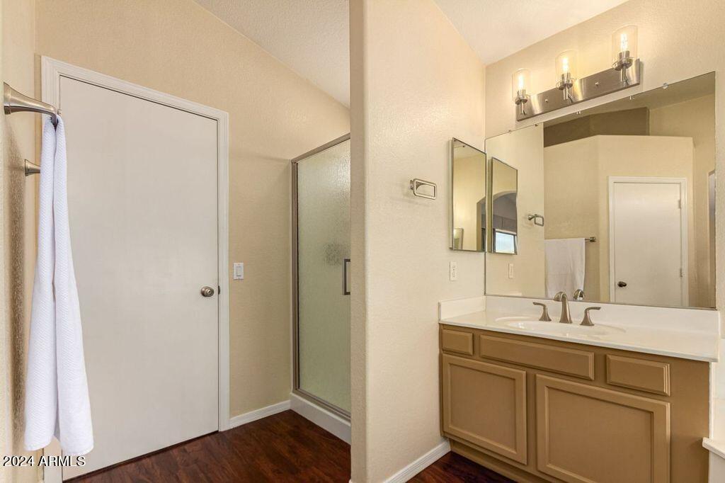 1455 N Roanoke Street