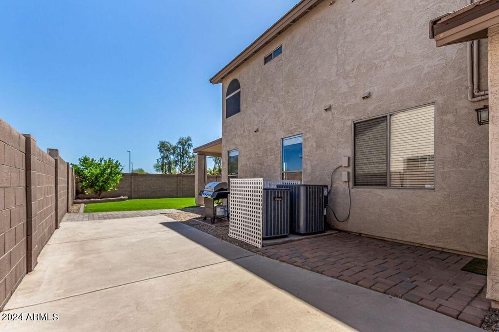 1455 N Roanoke Street