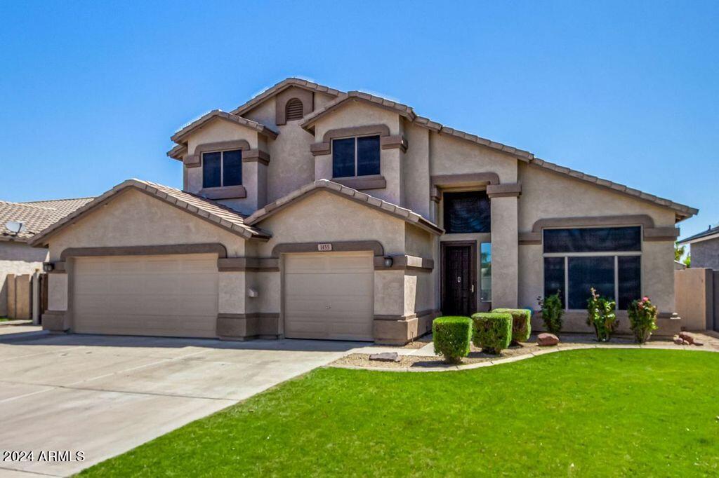 1455 N Roanoke Street