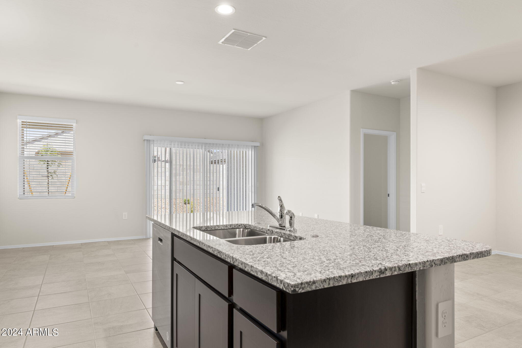 18580 W BRONCO Trail