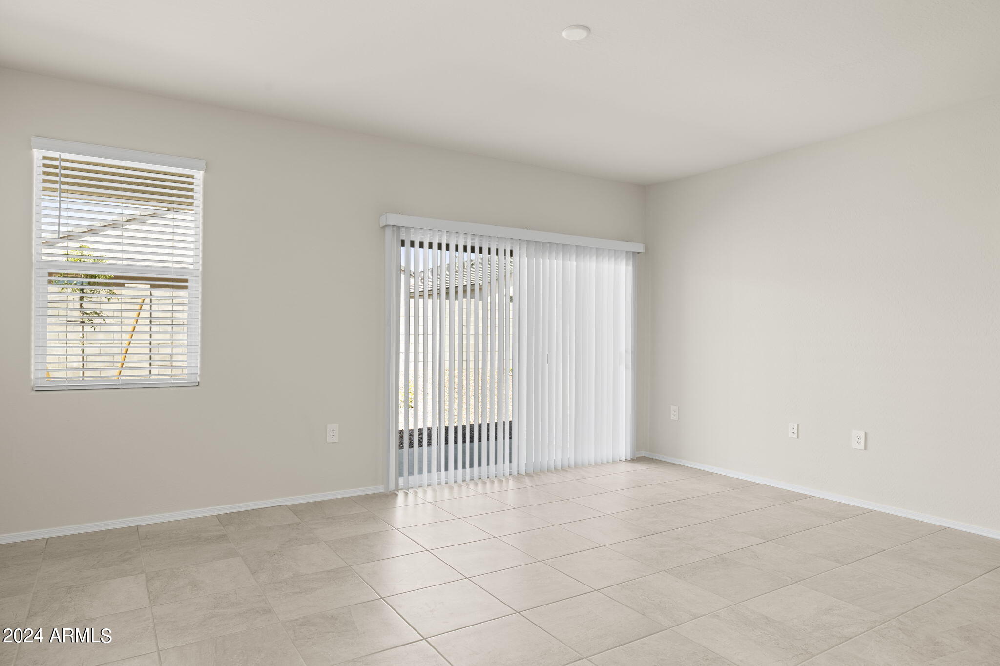 18580 W BRONCO Trail