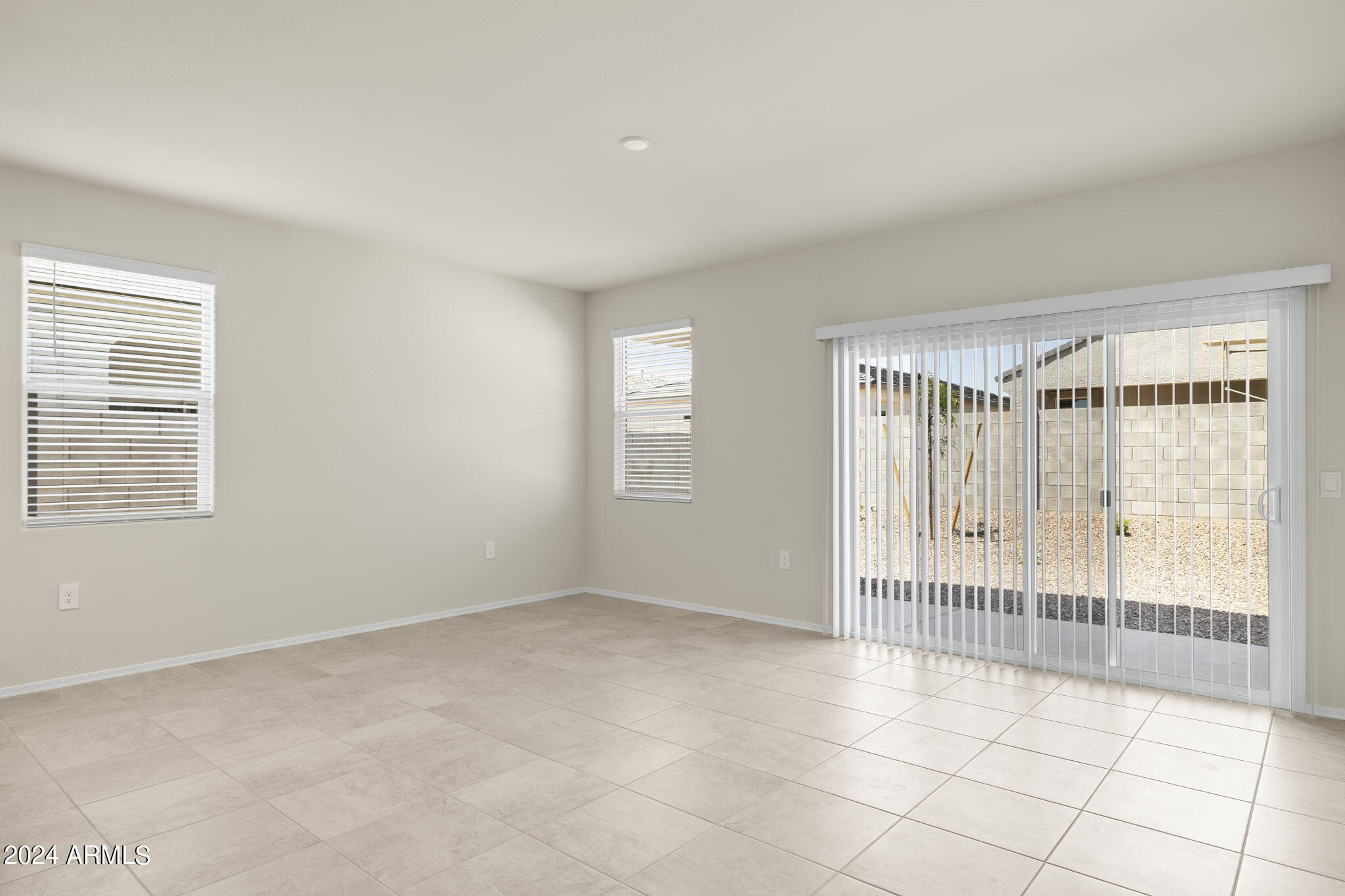 18580 W BRONCO Trail