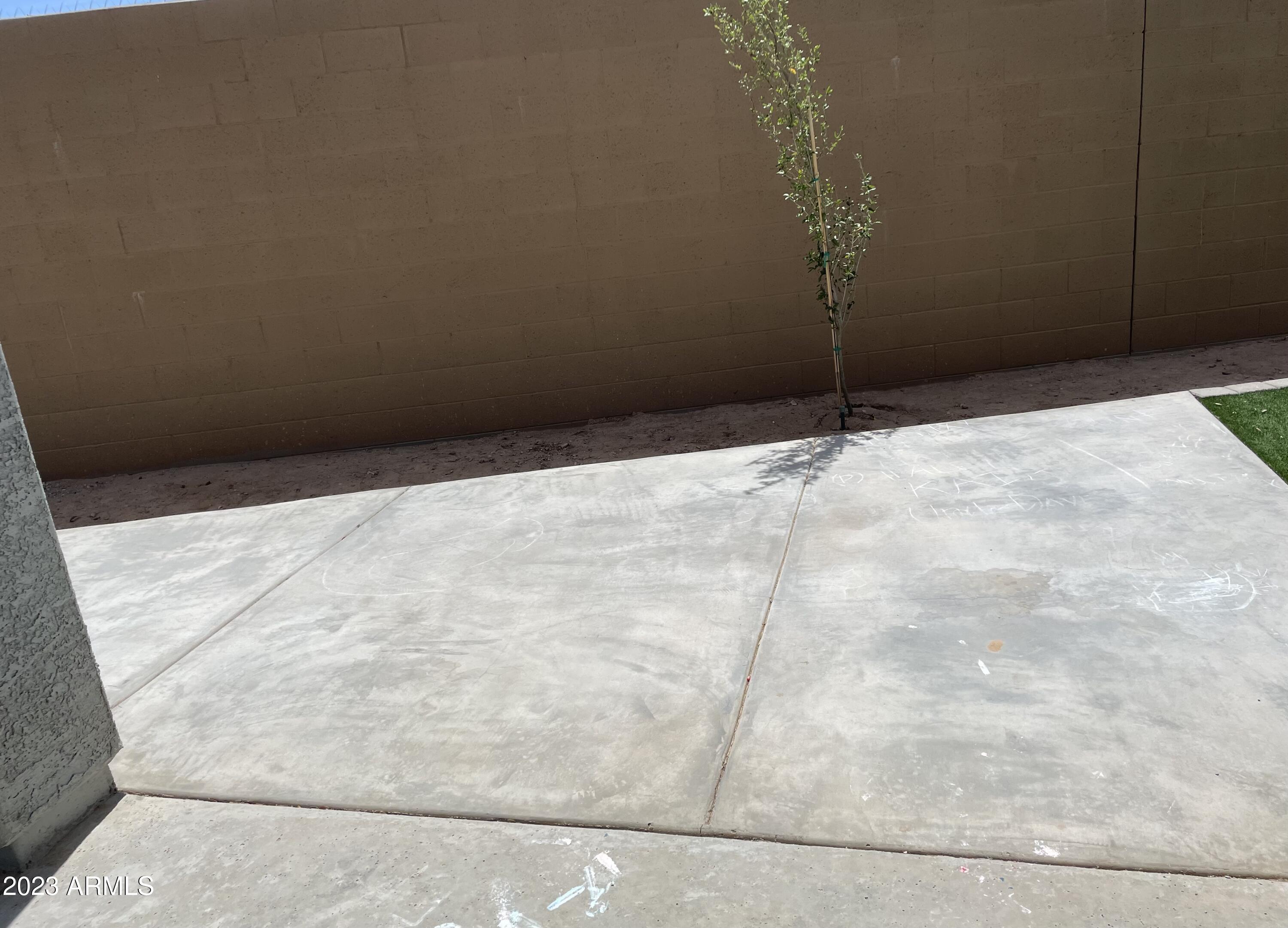 14377 W Hackamore Drive