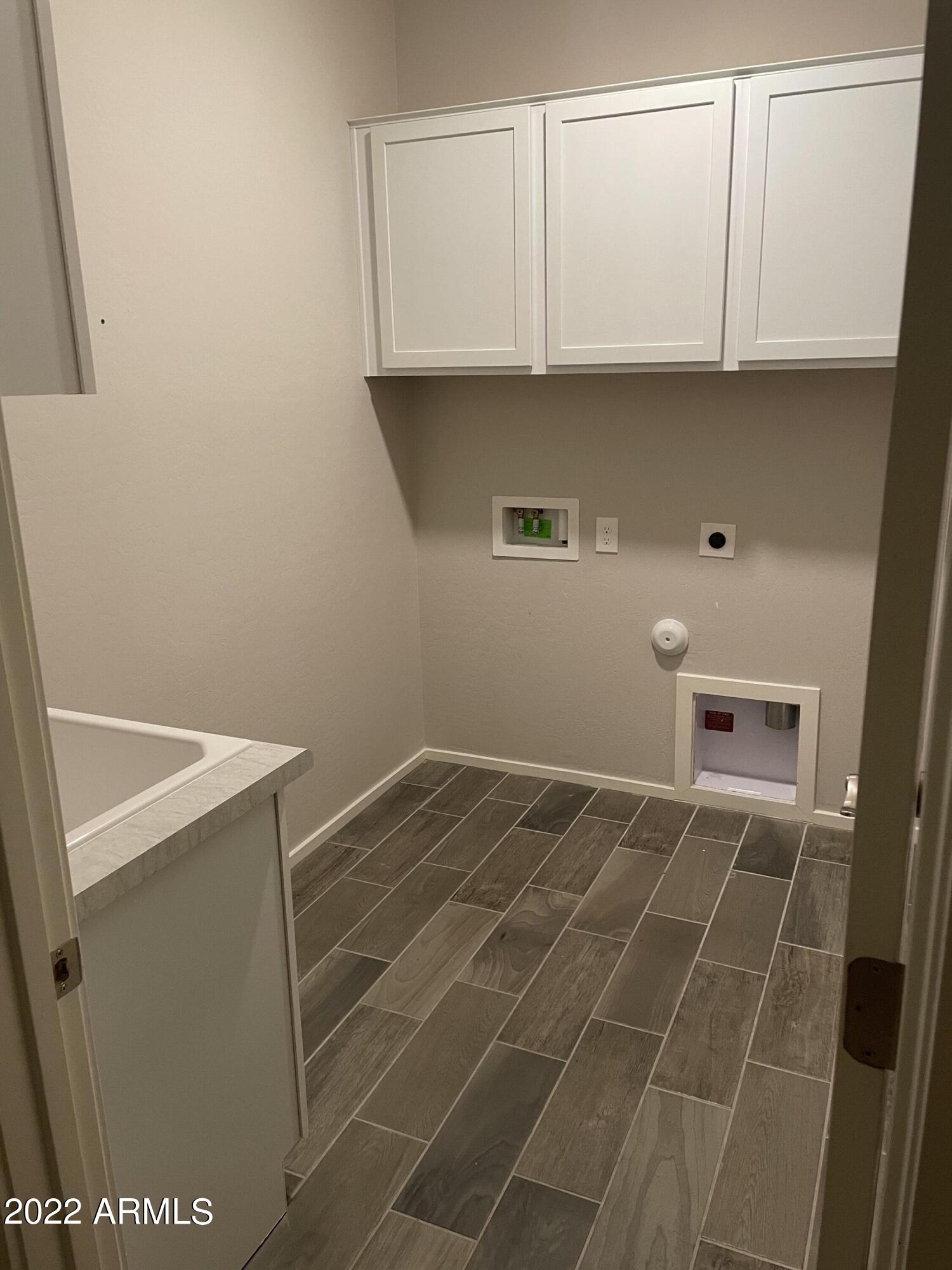 14377 W Hackamore Drive