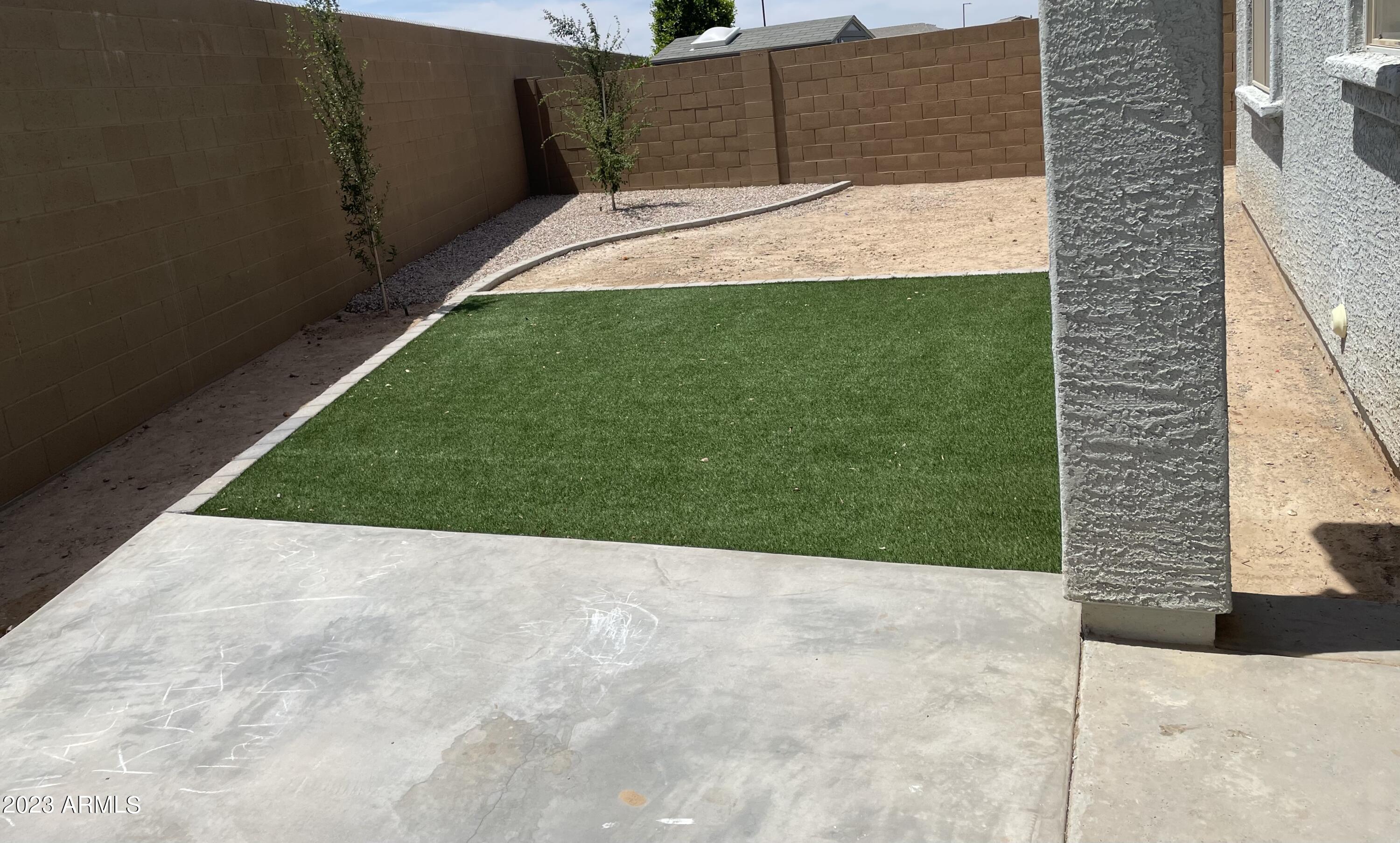 14377 W Hackamore Drive