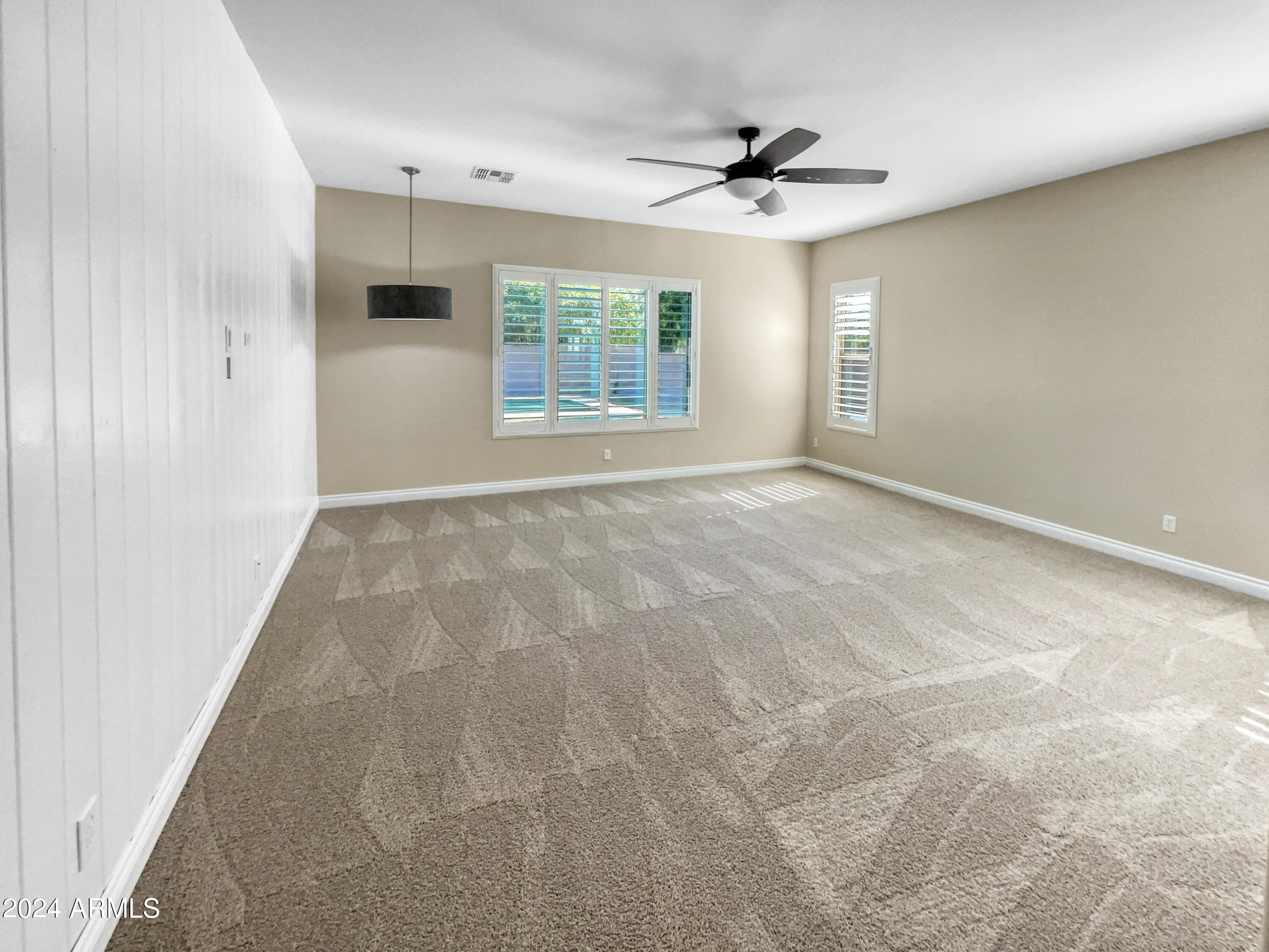 2909 E WILDHORSE Drive