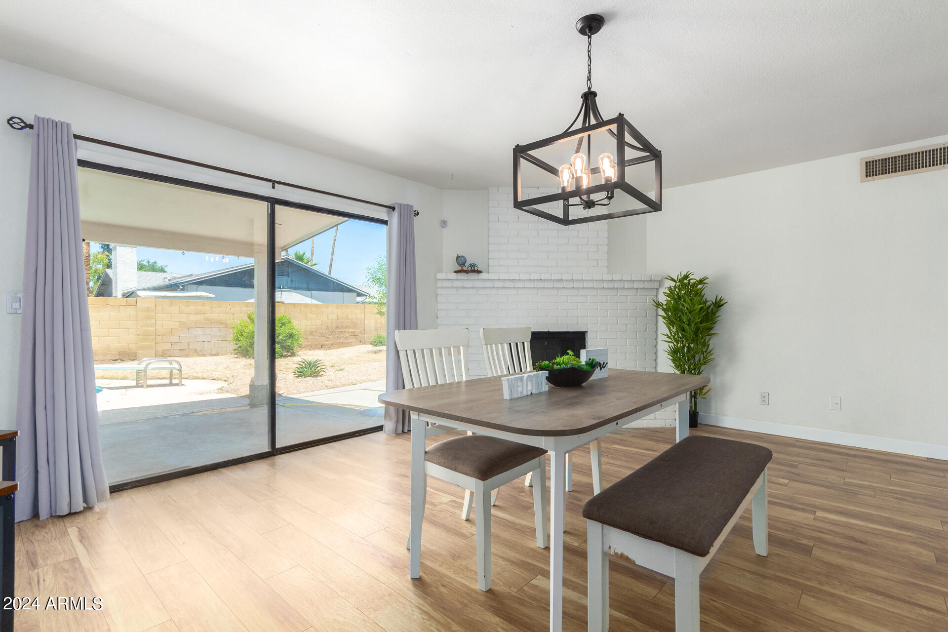 5210 W LAS PALMARITAS Drive