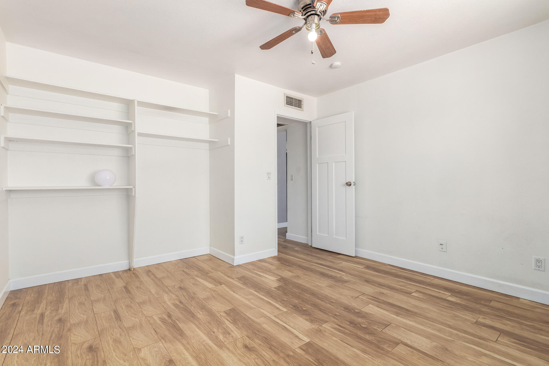 5210 W LAS PALMARITAS Drive