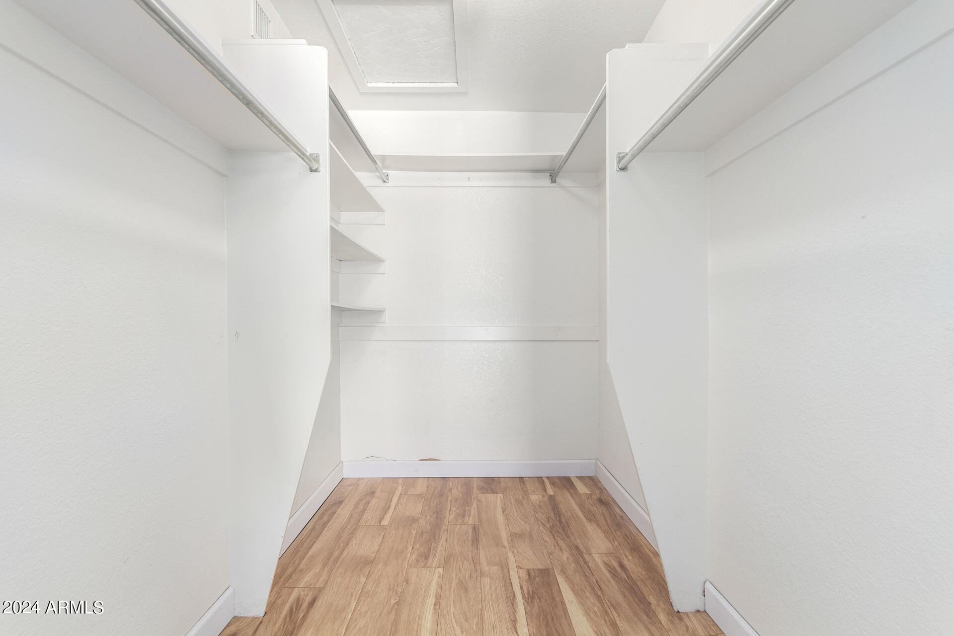 5210 W LAS PALMARITAS Drive