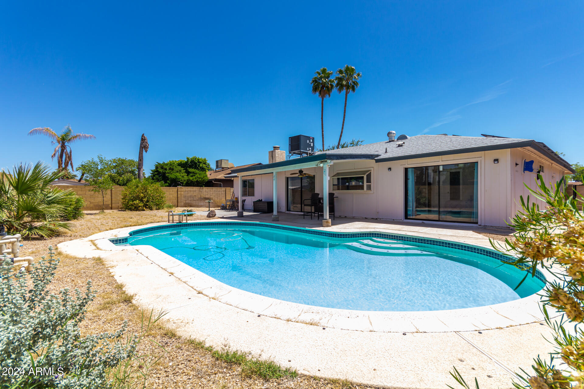 5210 W LAS PALMARITAS Drive