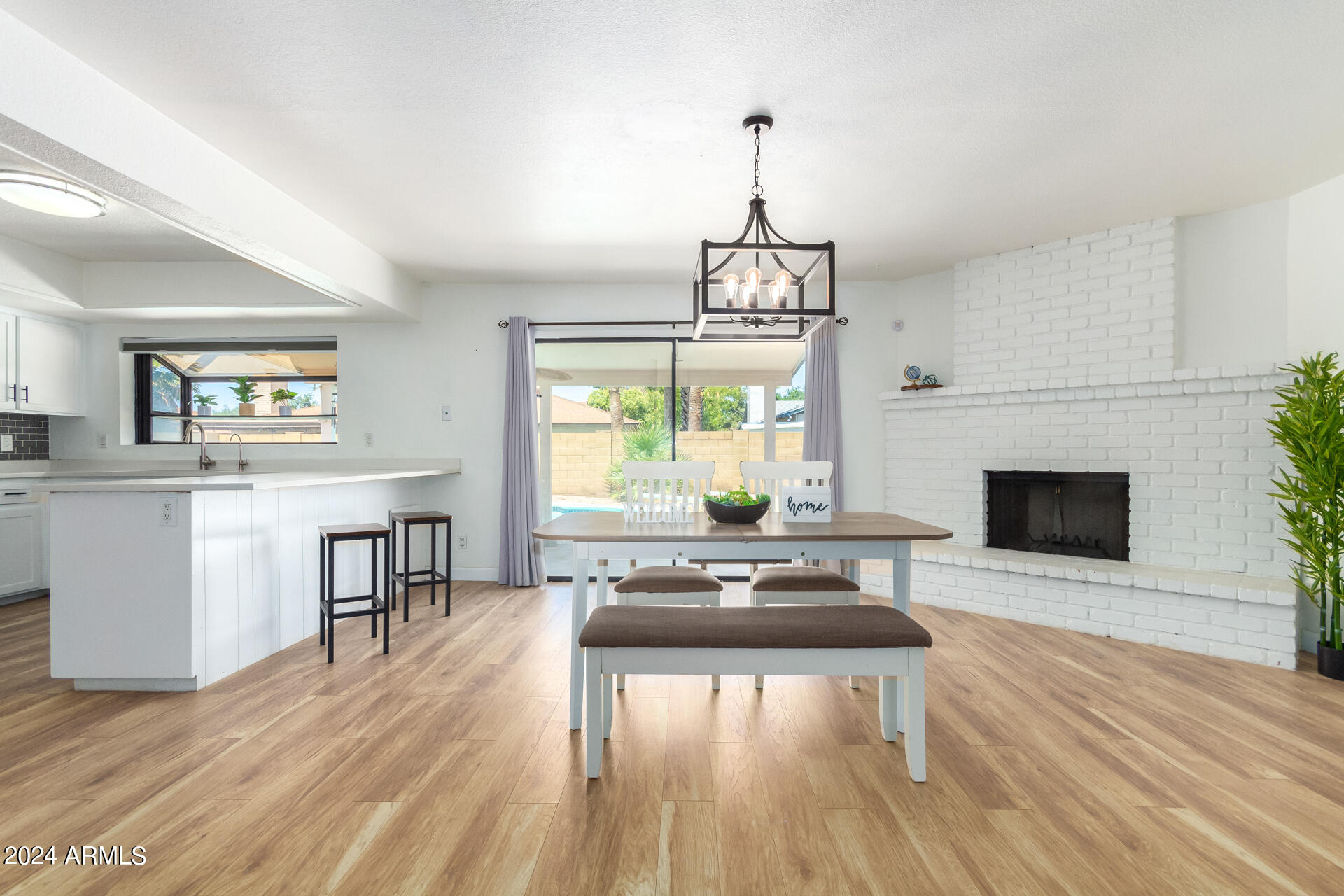 5210 W LAS PALMARITAS Drive