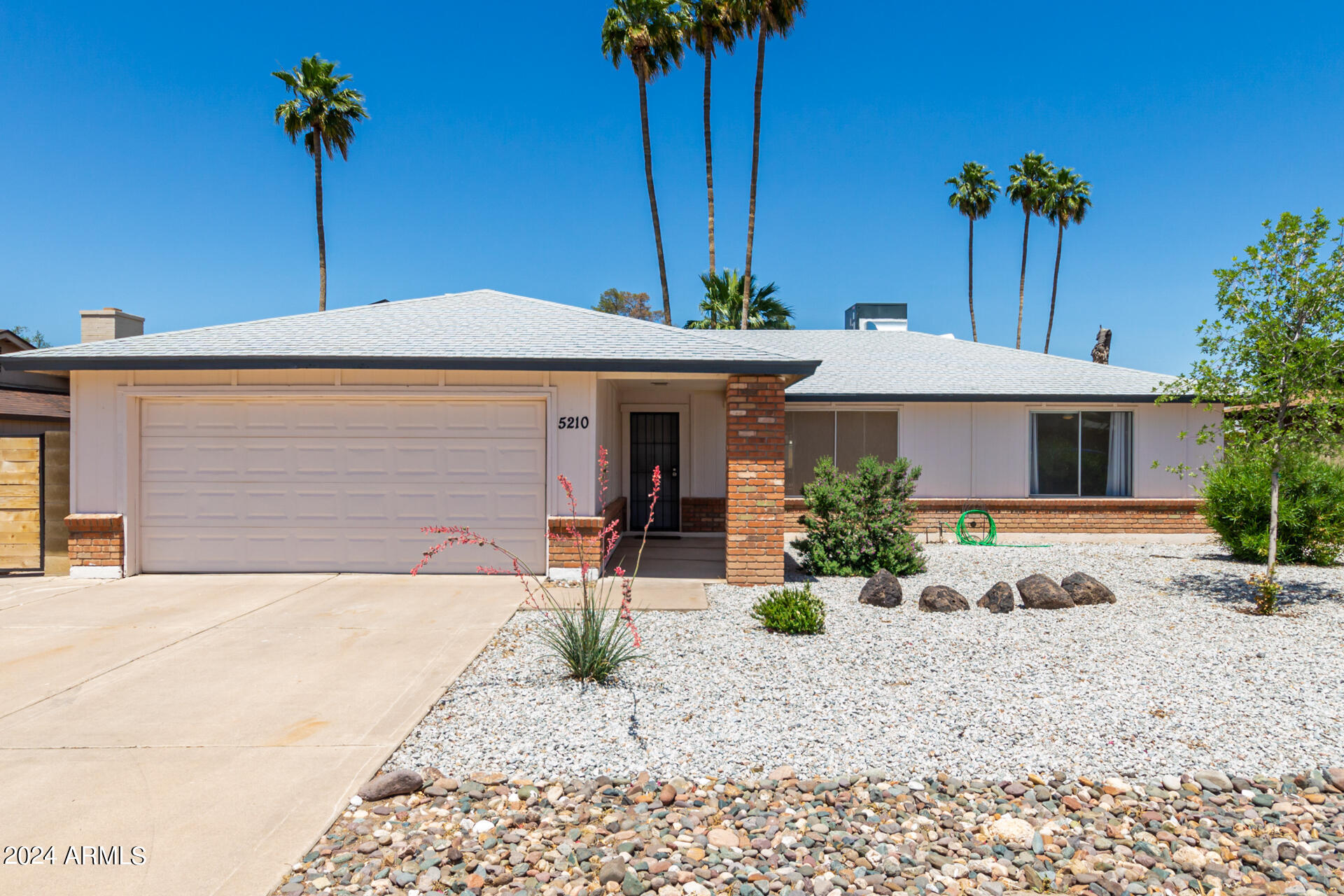 5210 W LAS PALMARITAS Drive